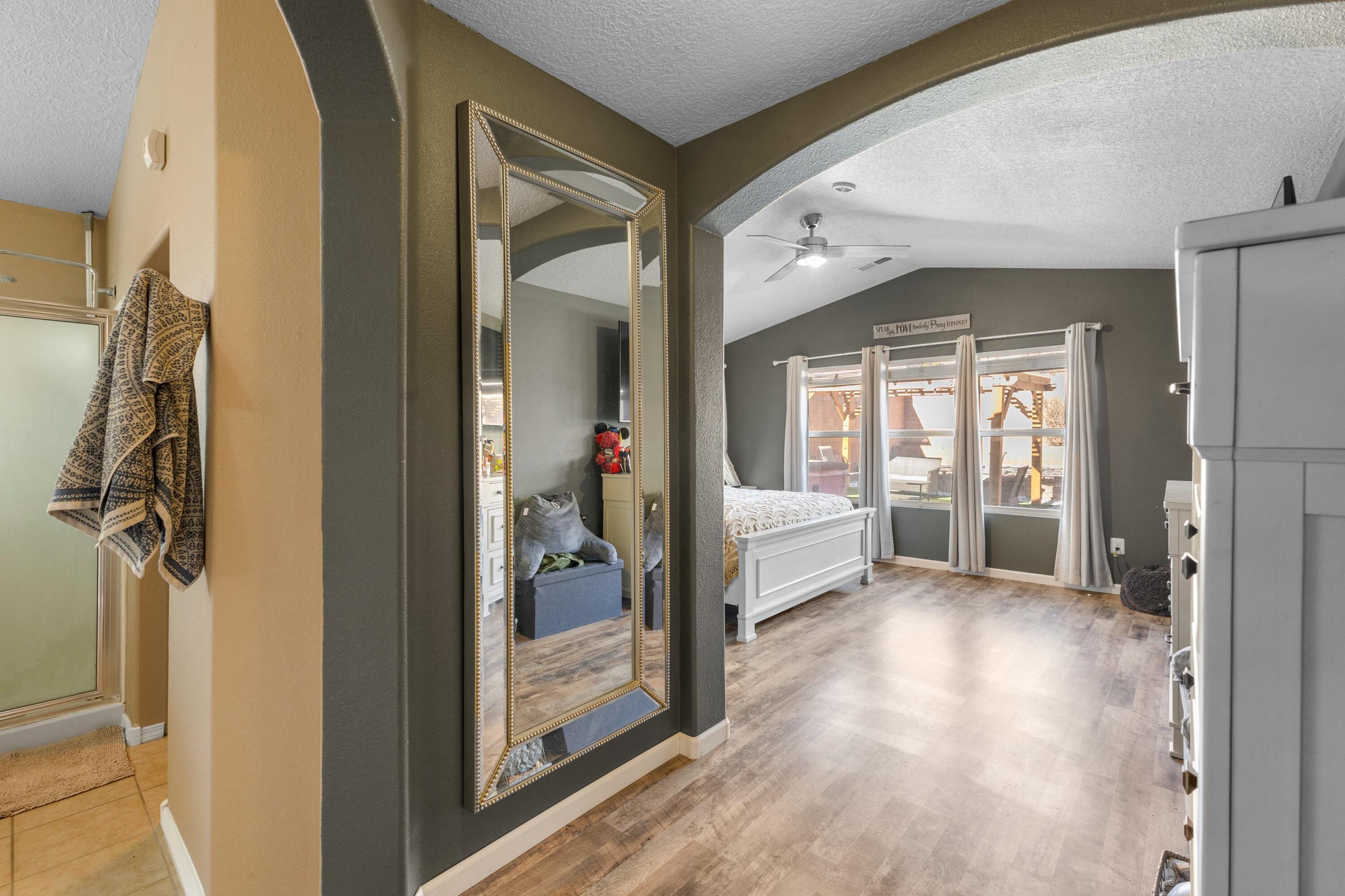 2512 Mesa Crotalo Road SE