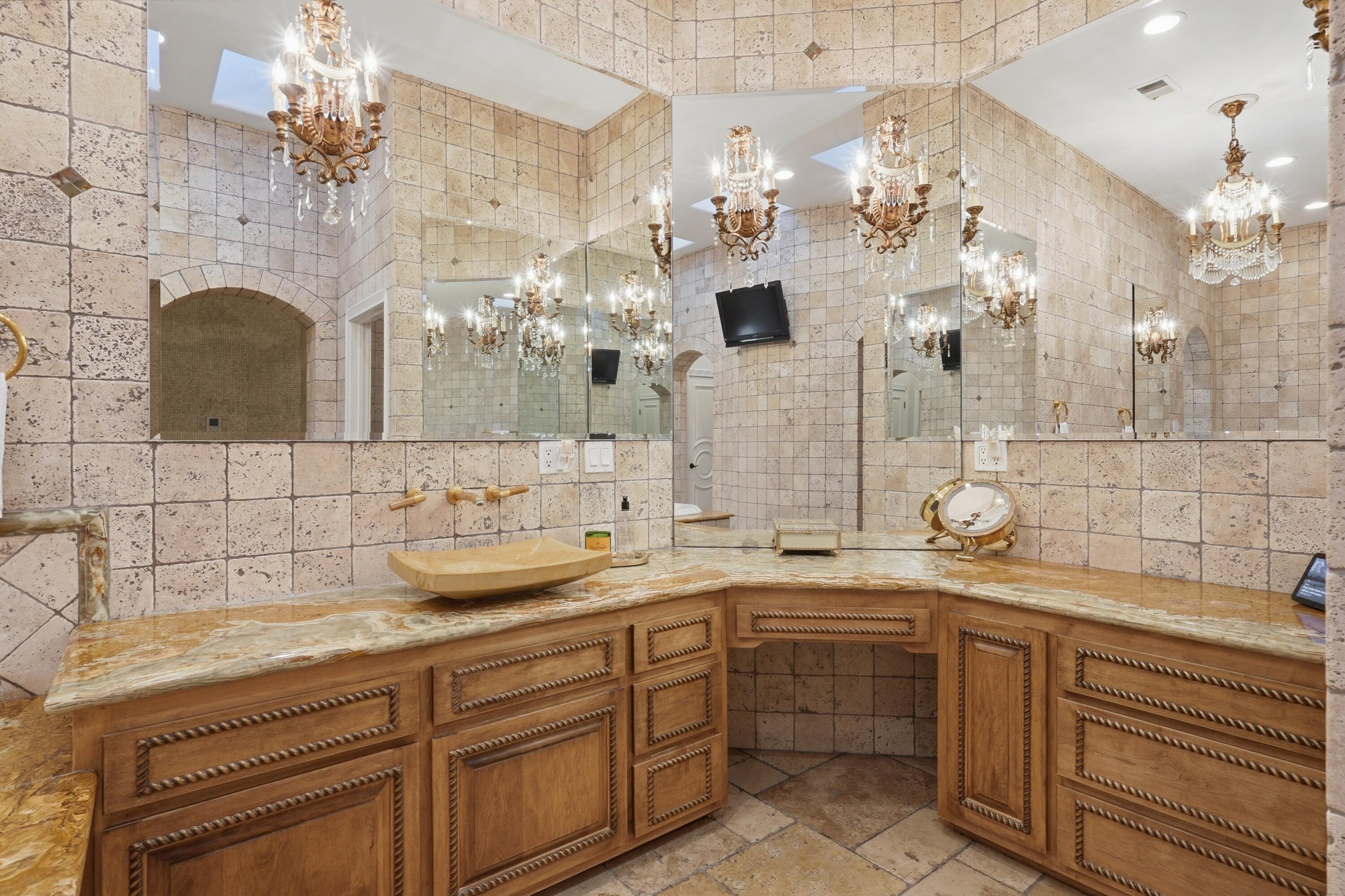 800 Salida Sandia SW