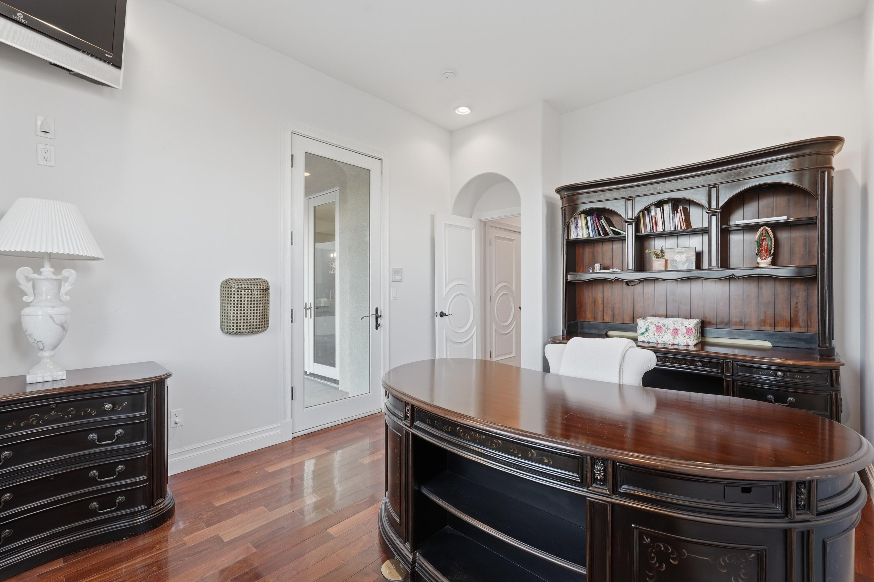 800 Salida Sandia SW