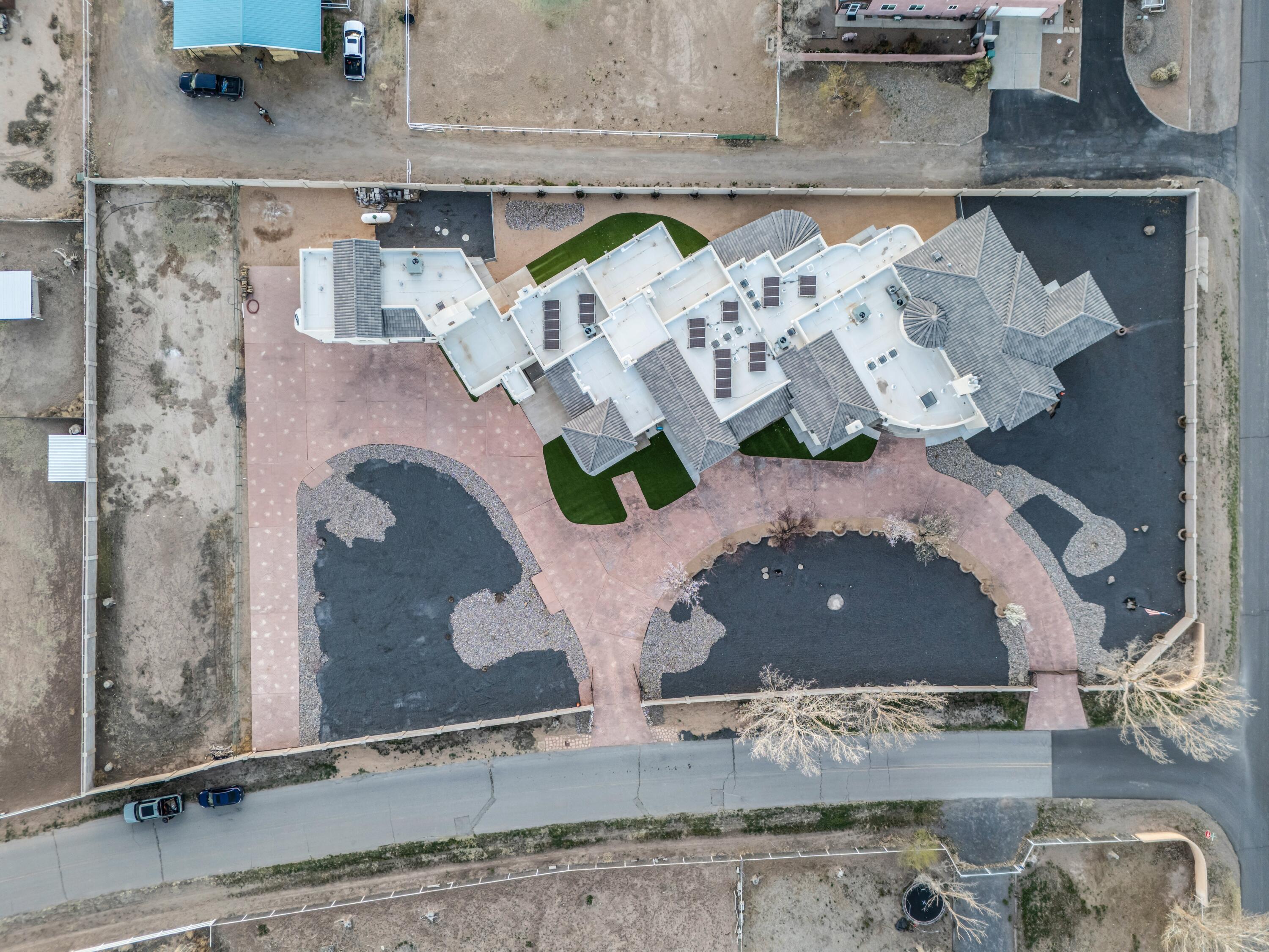 800 Salida Sandia SW