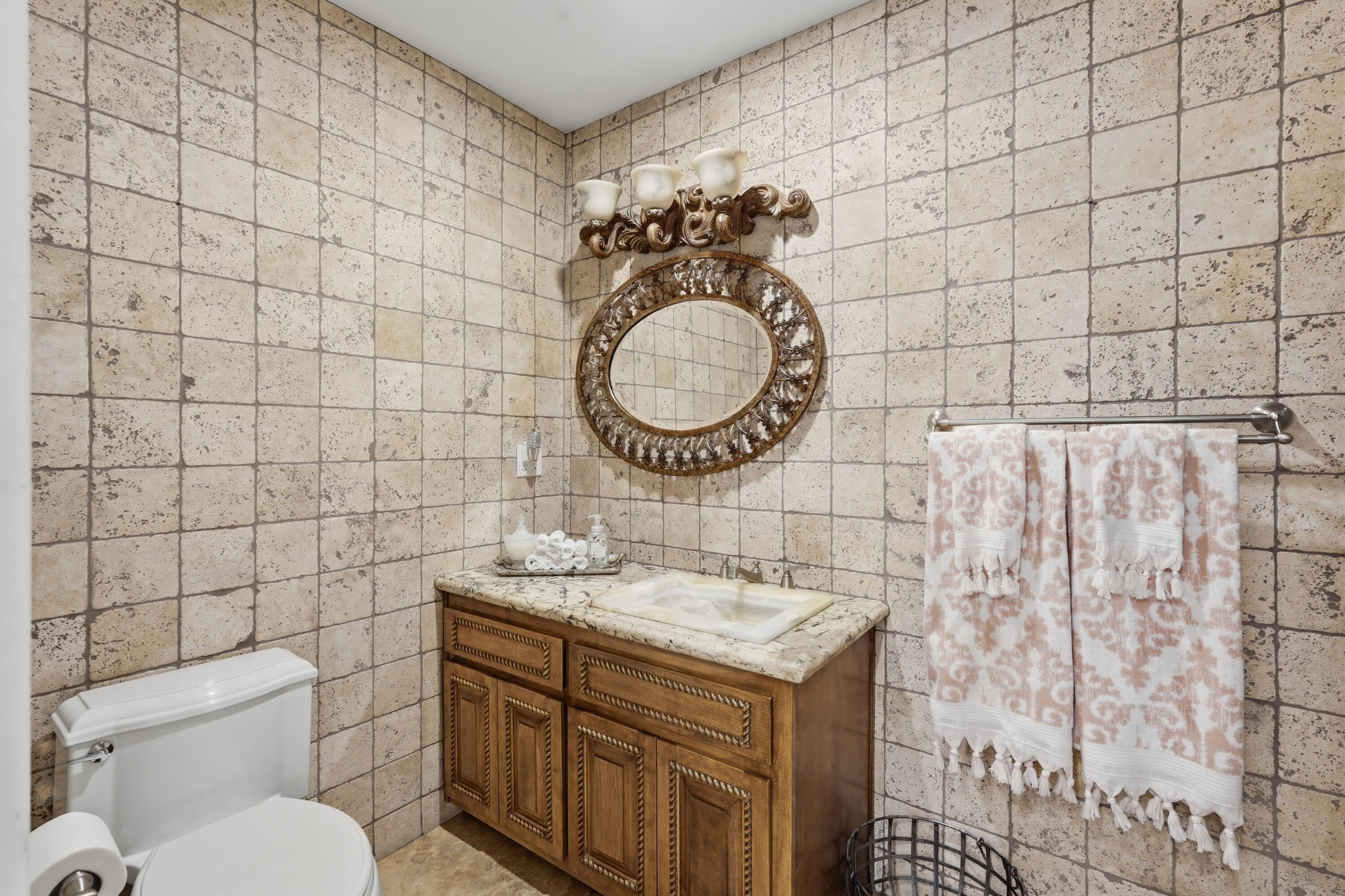 800 Salida Sandia SW