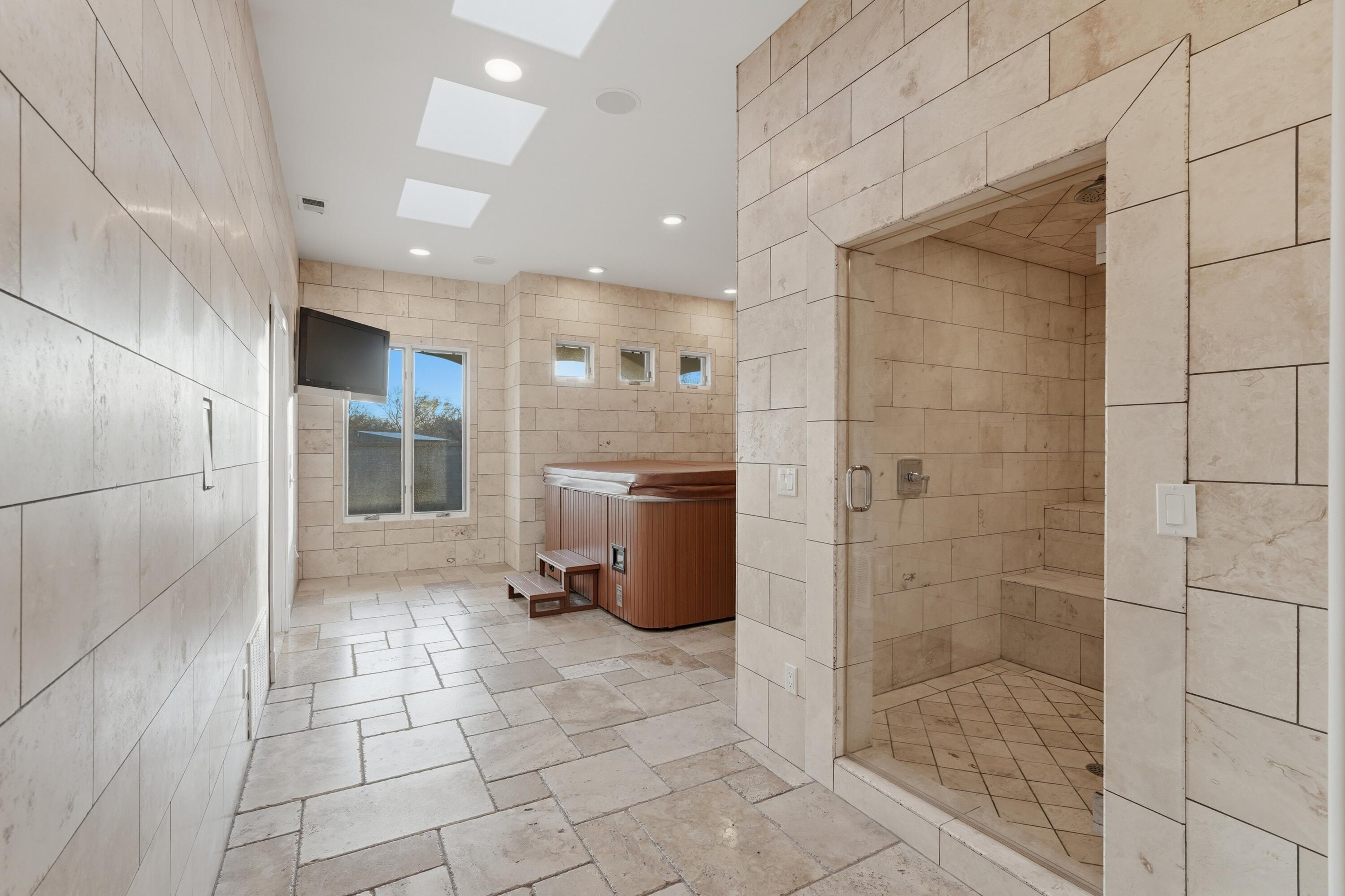 800 Salida Sandia SW