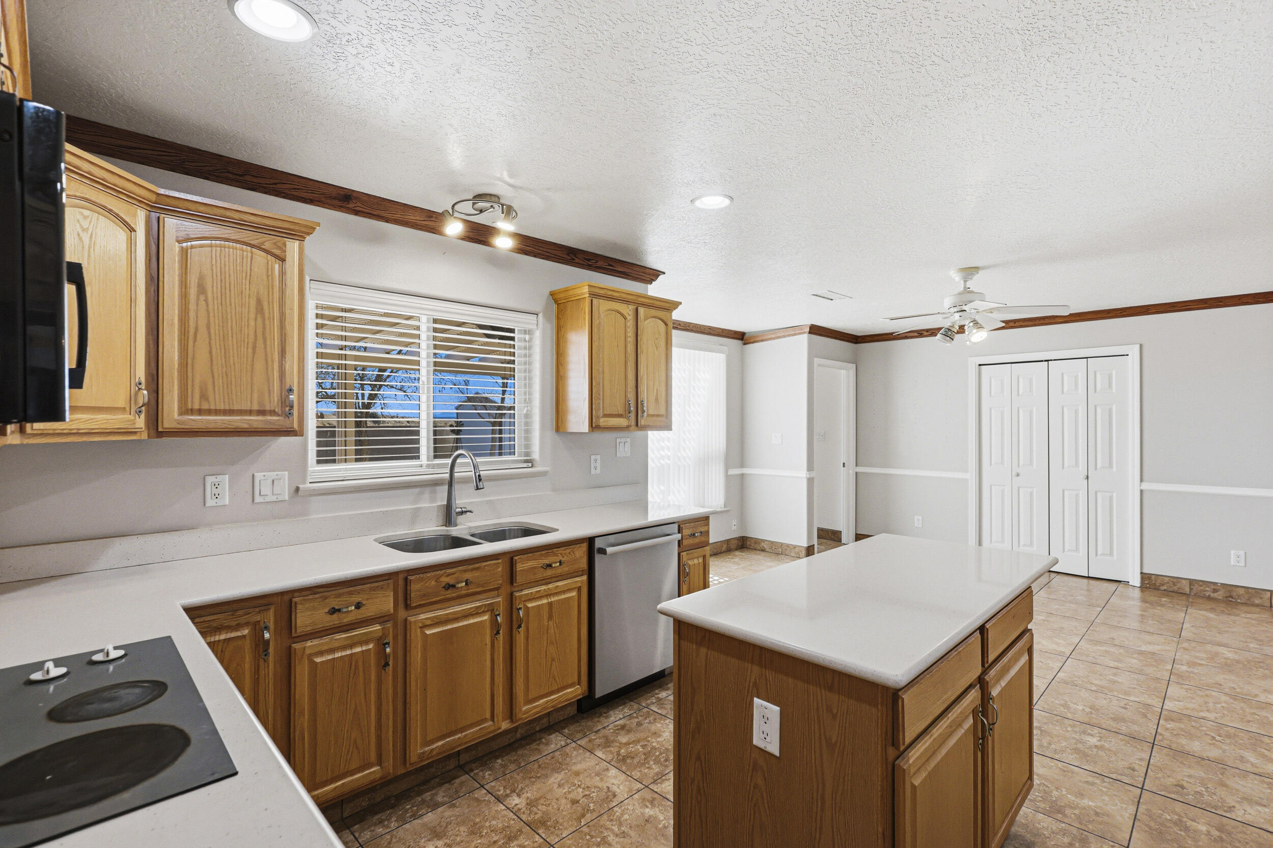 112 San Lucas Avenue