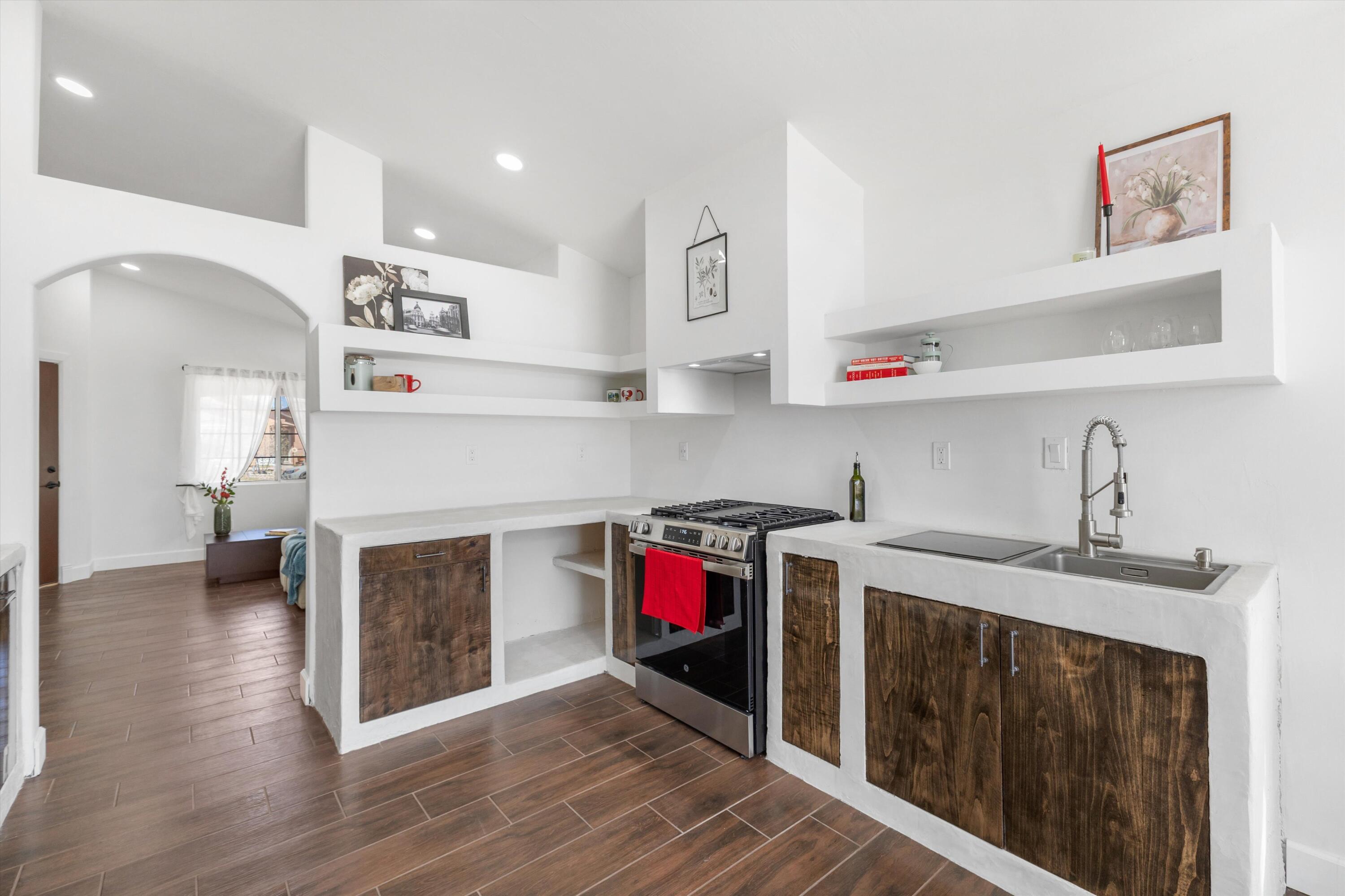 6128 Full Moon Avenue NW