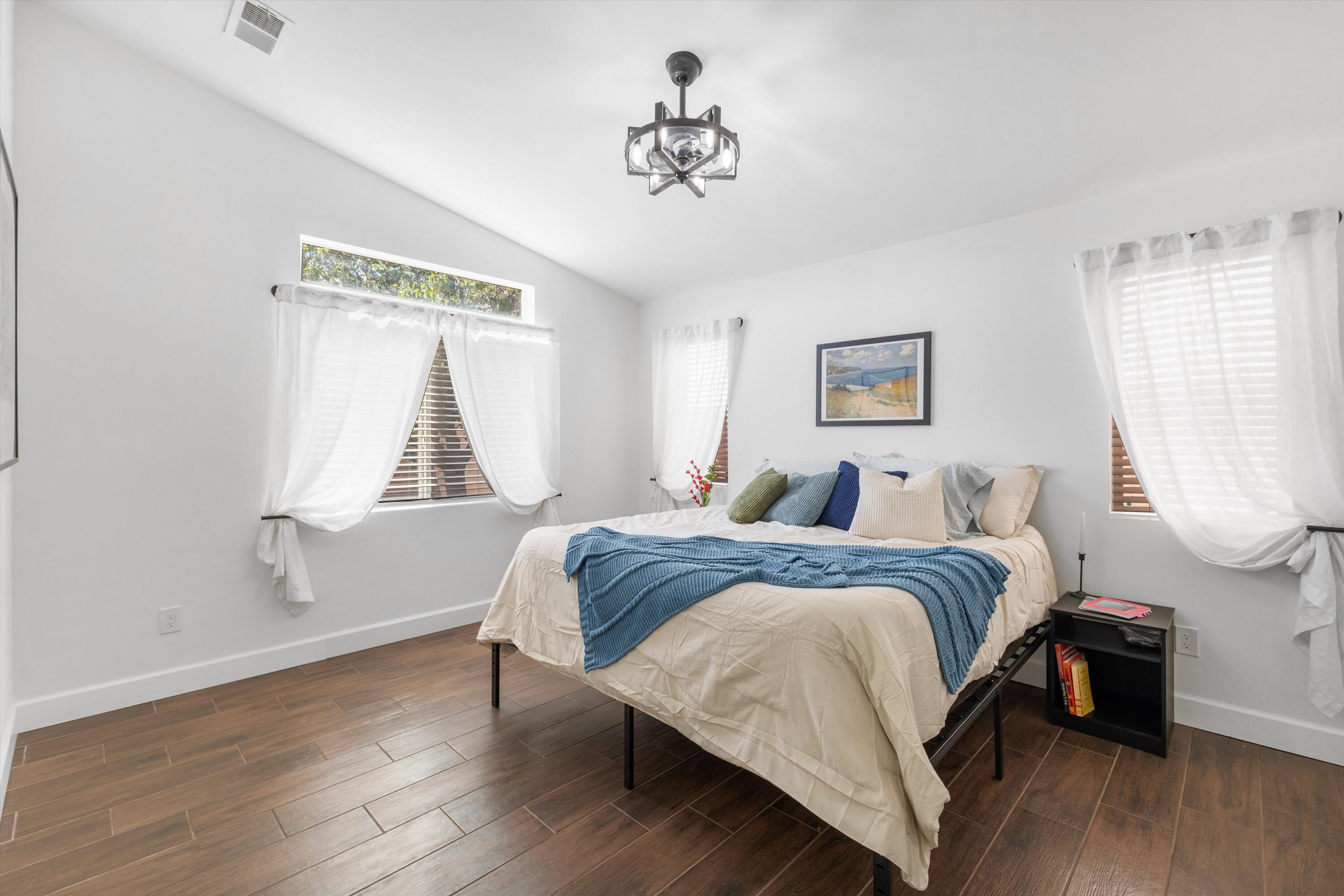 6128 Full Moon Avenue NW