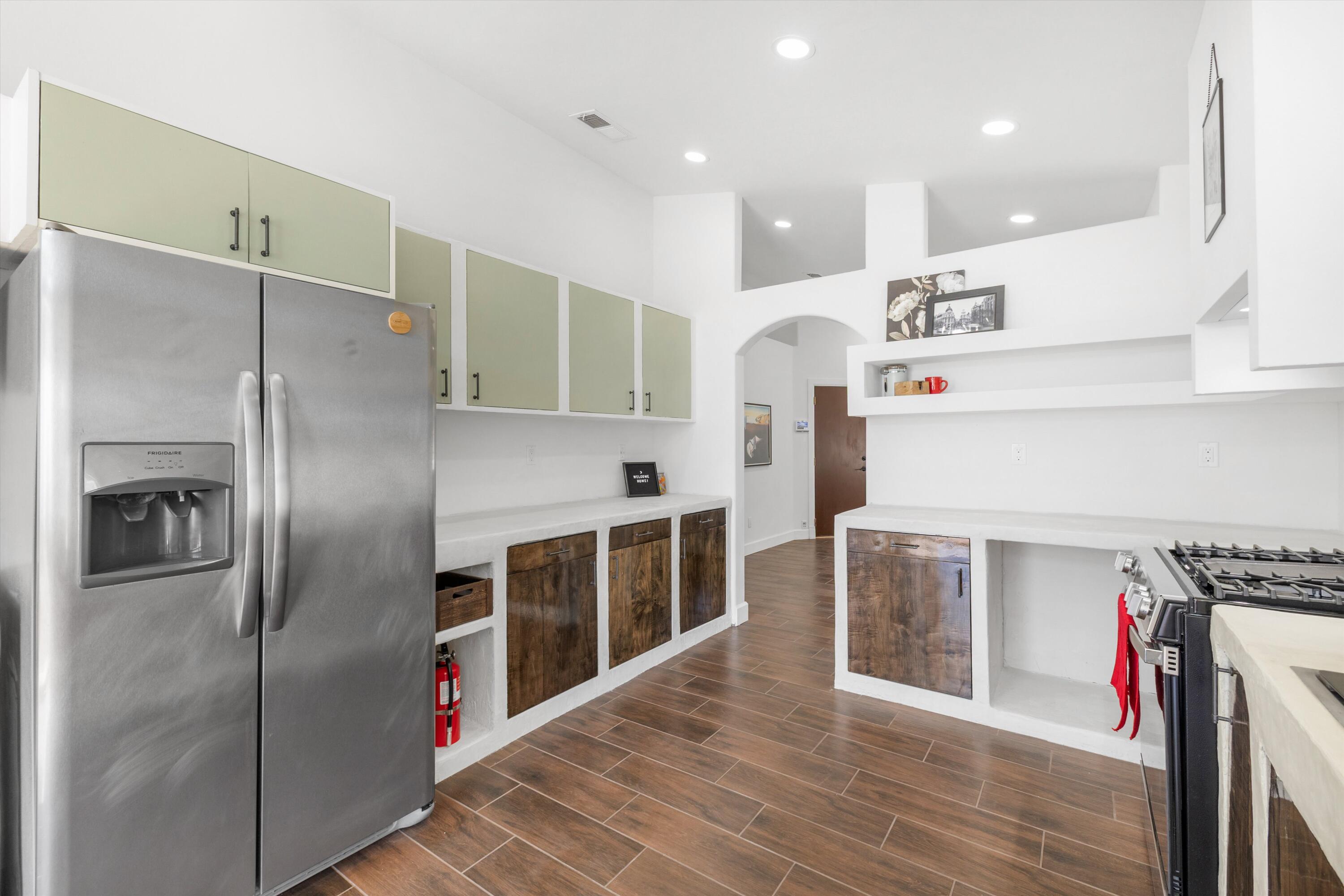 6128 Full Moon Avenue NW