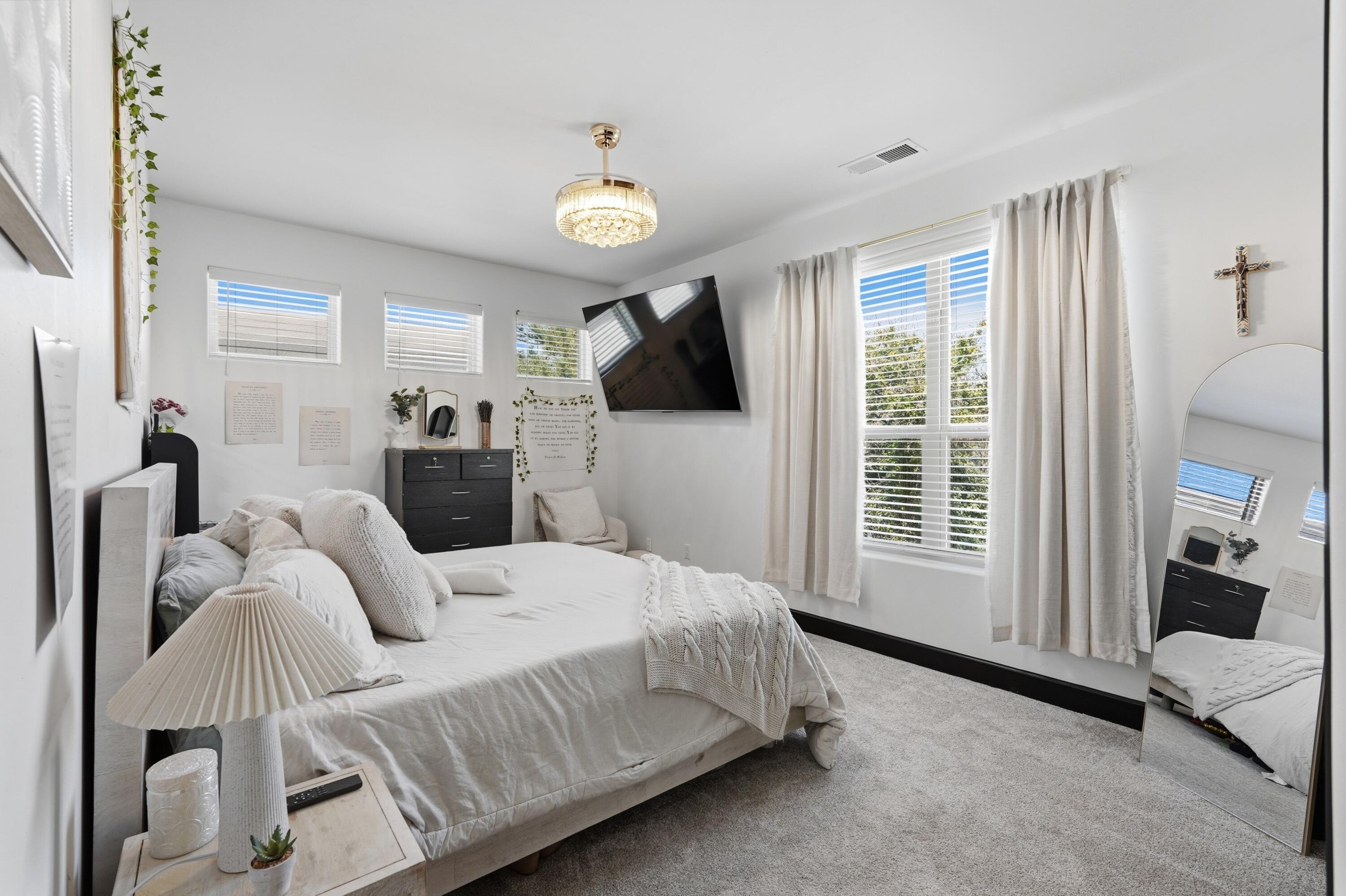 7424 Enchanted Sky Lane NE