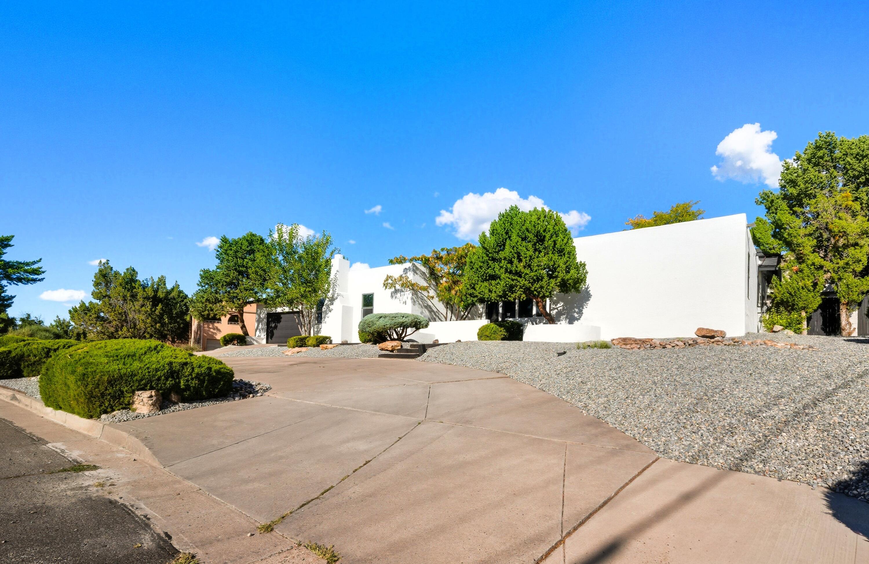 1312 Stagecoach Lane SE