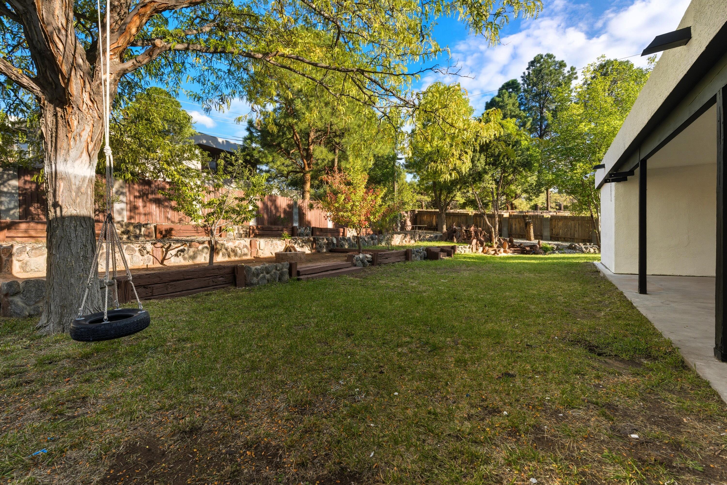 1312 Stagecoach Lane SE