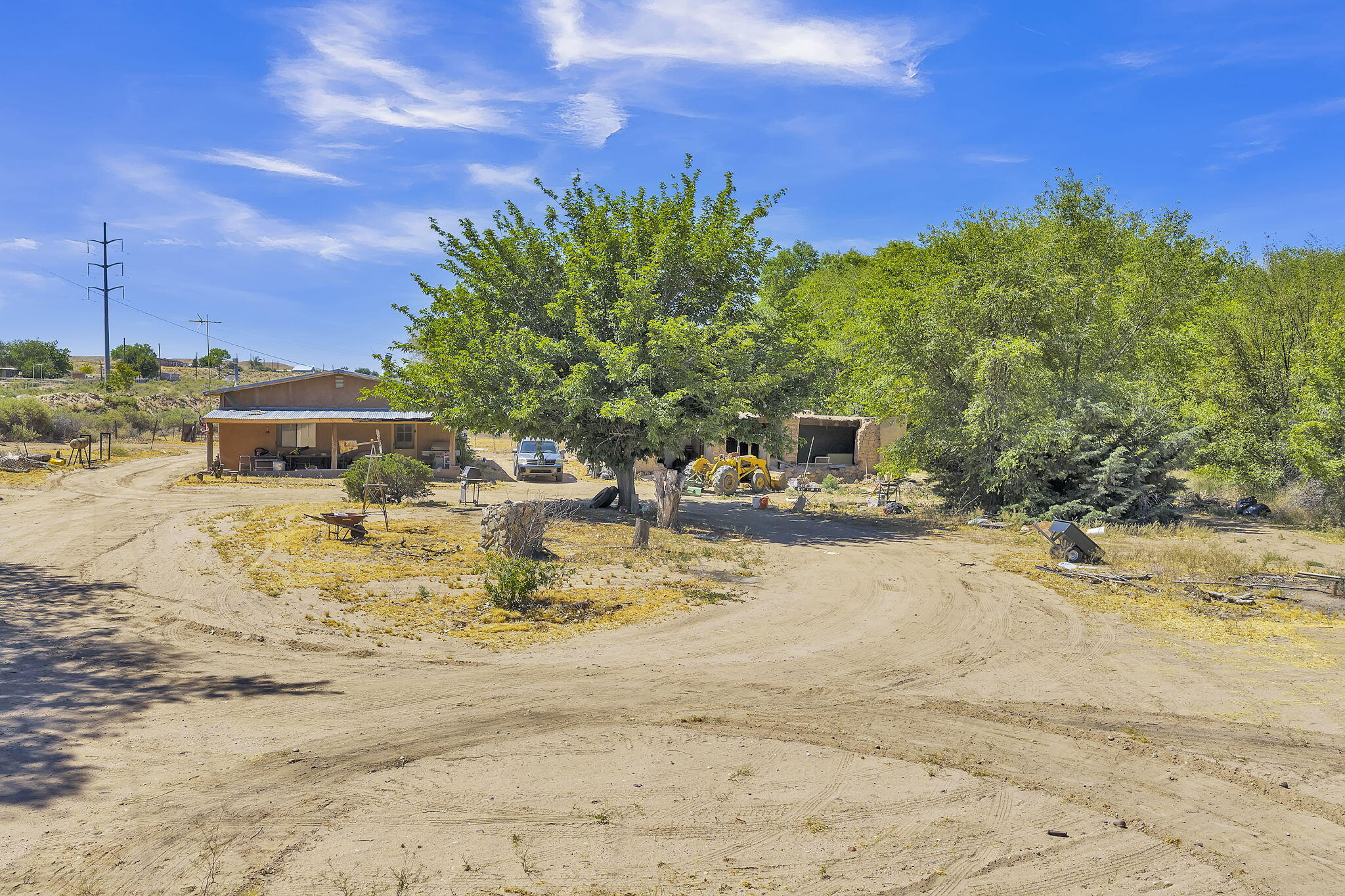 211 La Ladera Road