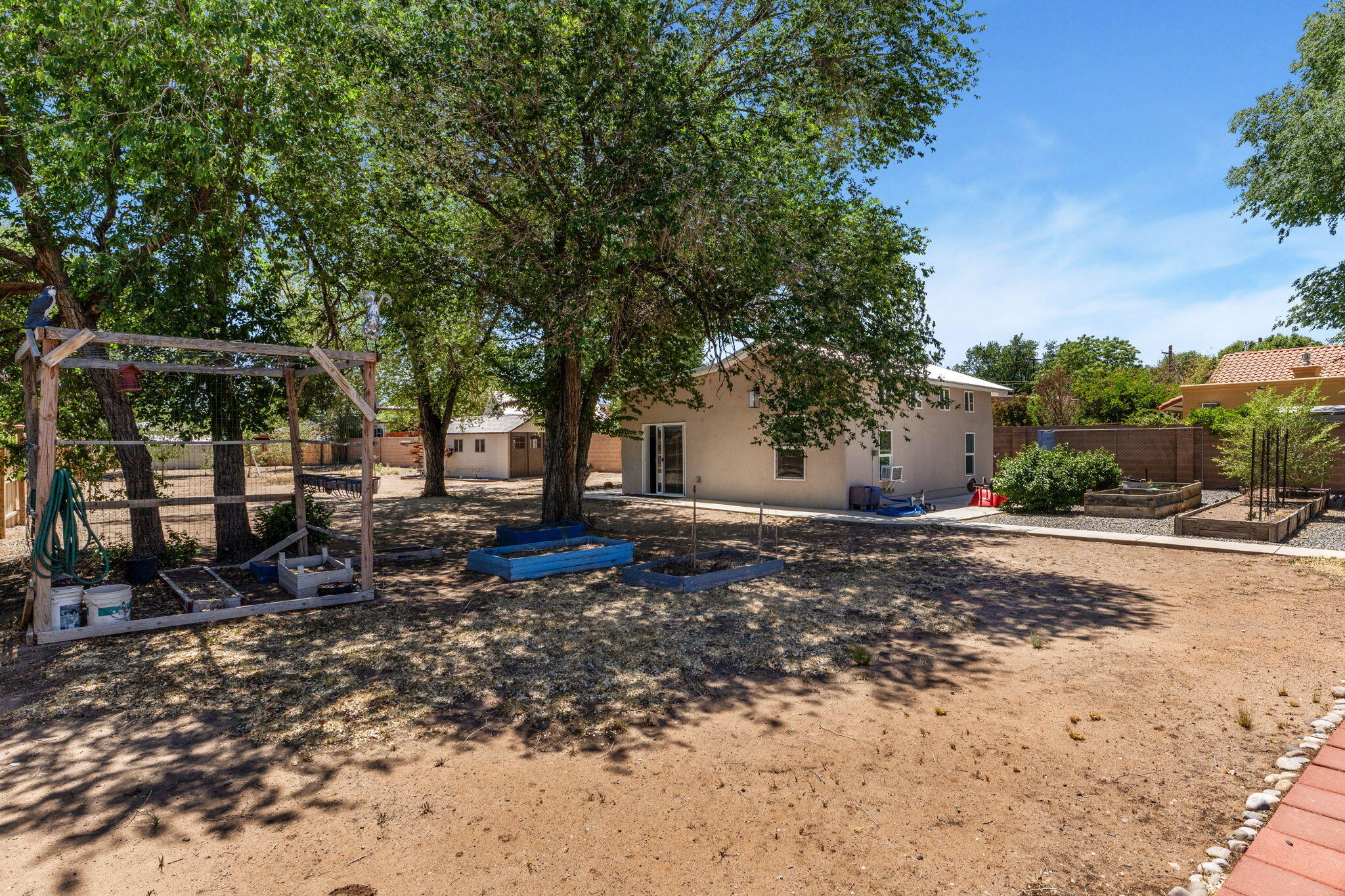 2616 Mountain Road NW