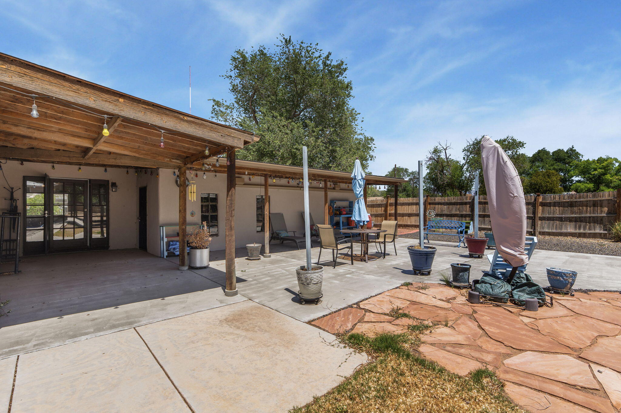 2616 Mountain Road NW