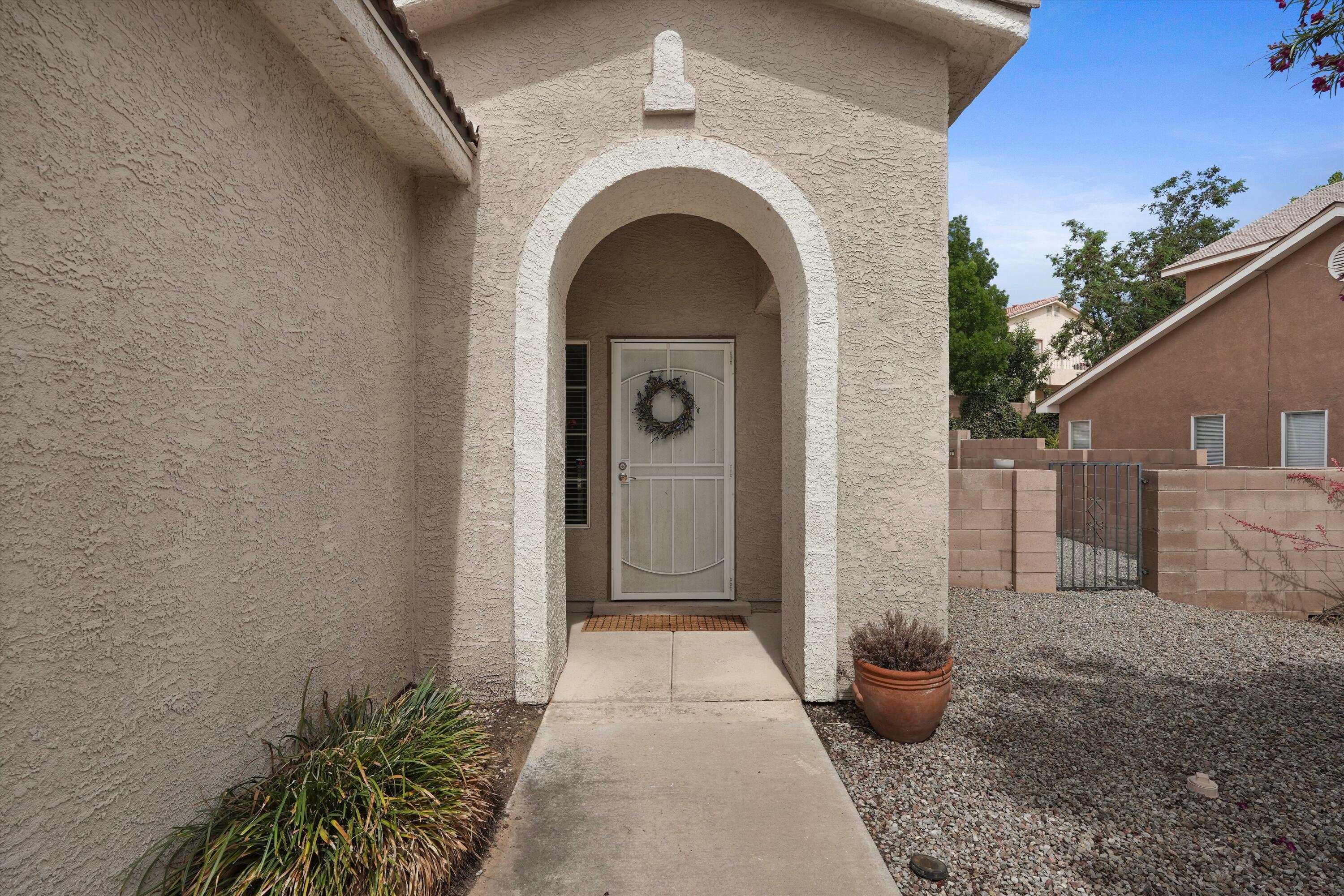 10905 Dream Weaver Drive NW