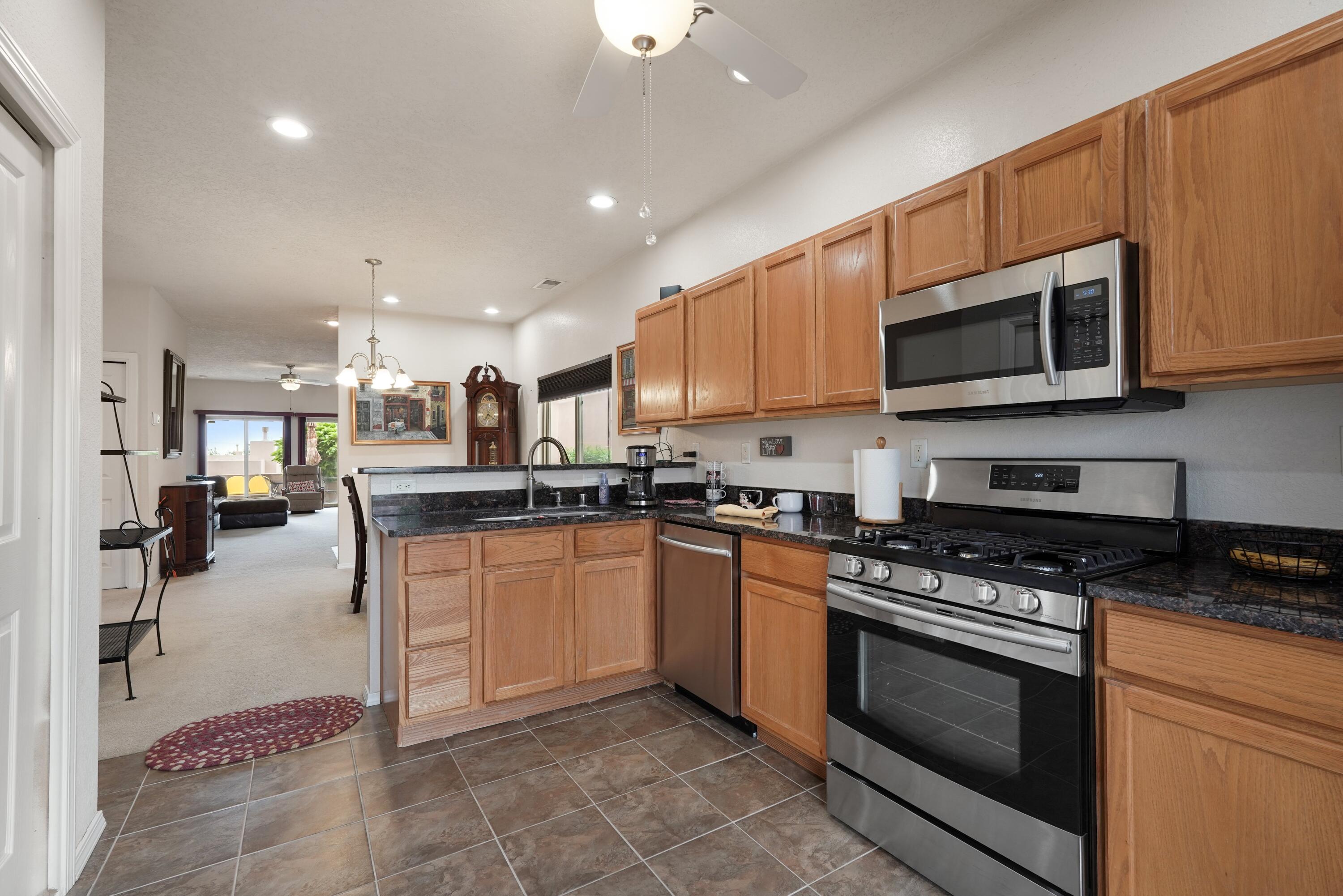 4424 Desert Lily Court SE