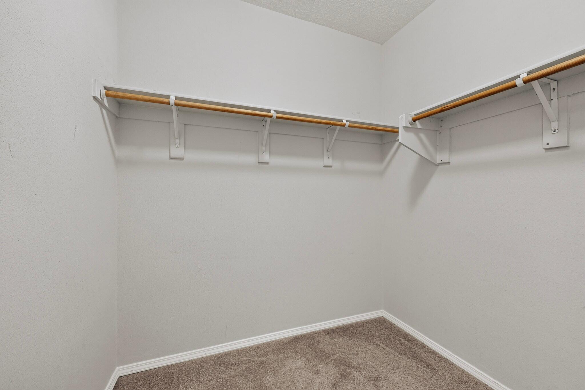 45 E Vista Hermosa Place NE