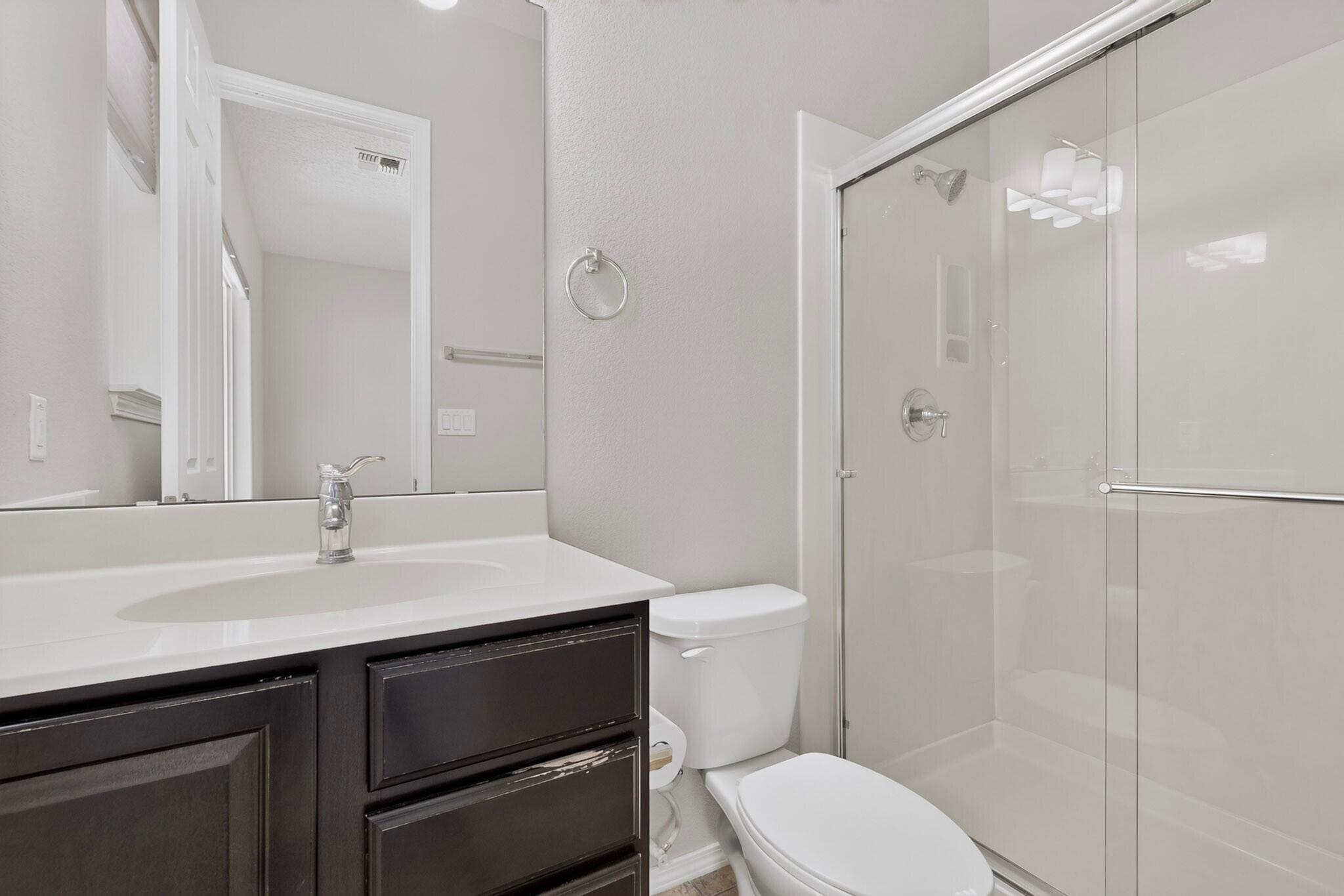 45 E Vista Hermosa Place NE
