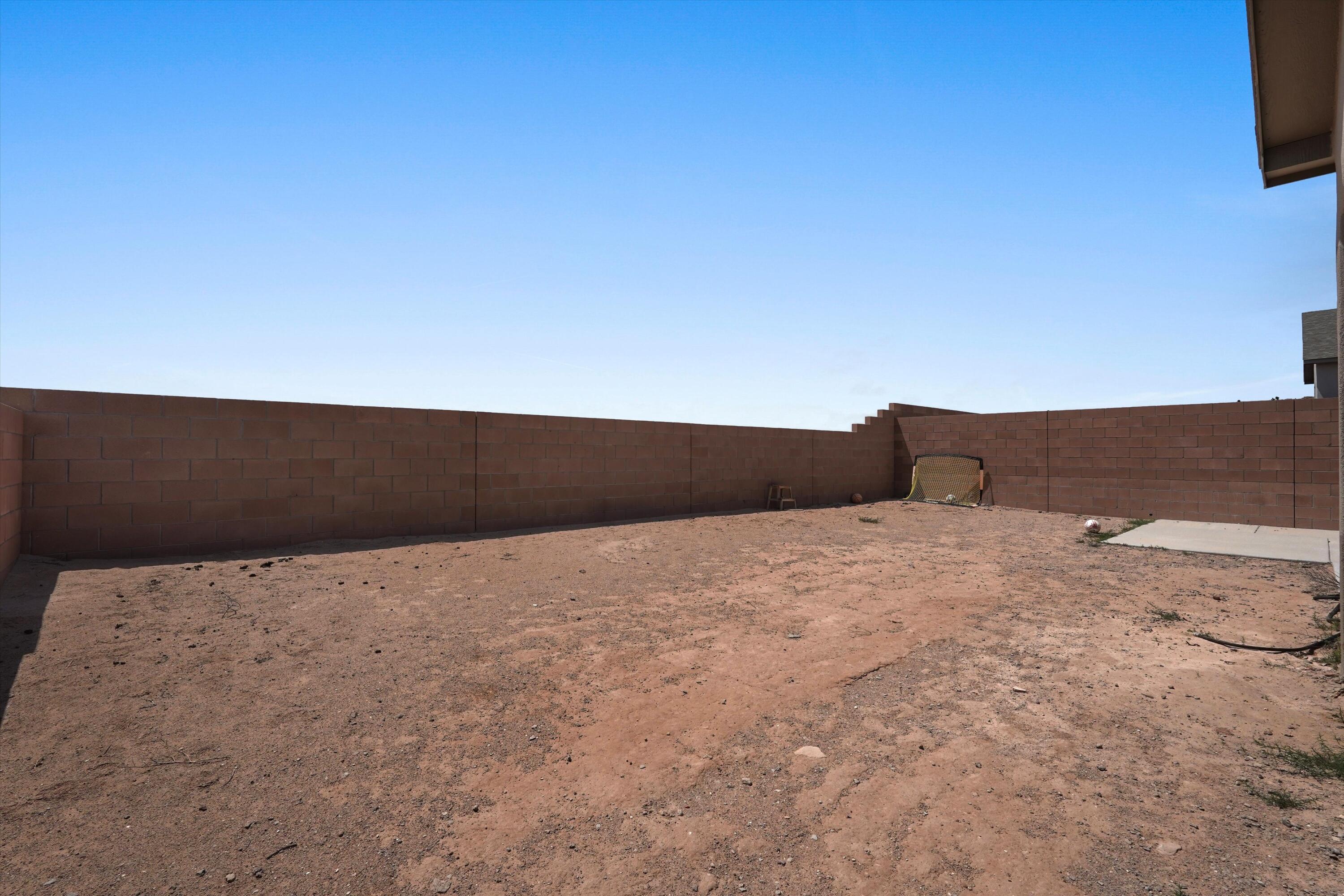 1725 Tierra Del Norte Loop NE