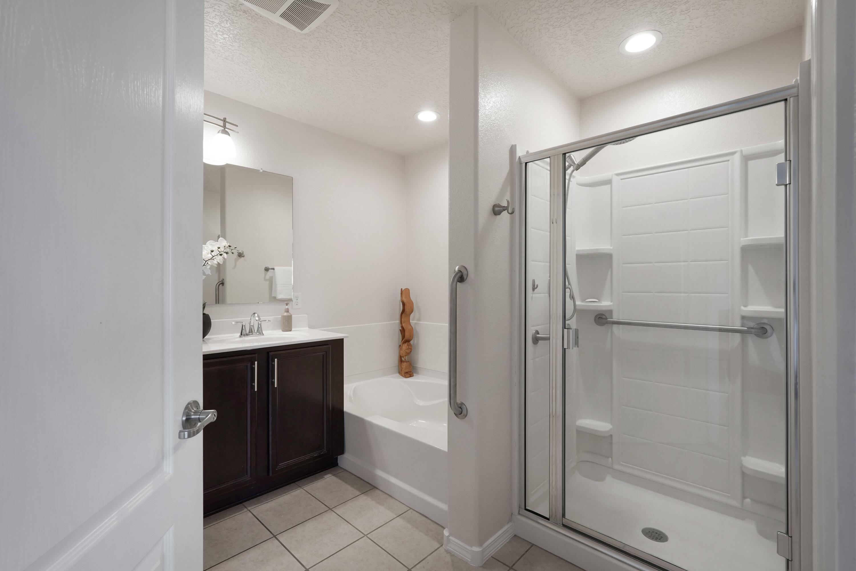 10824 Arguello Trail NE