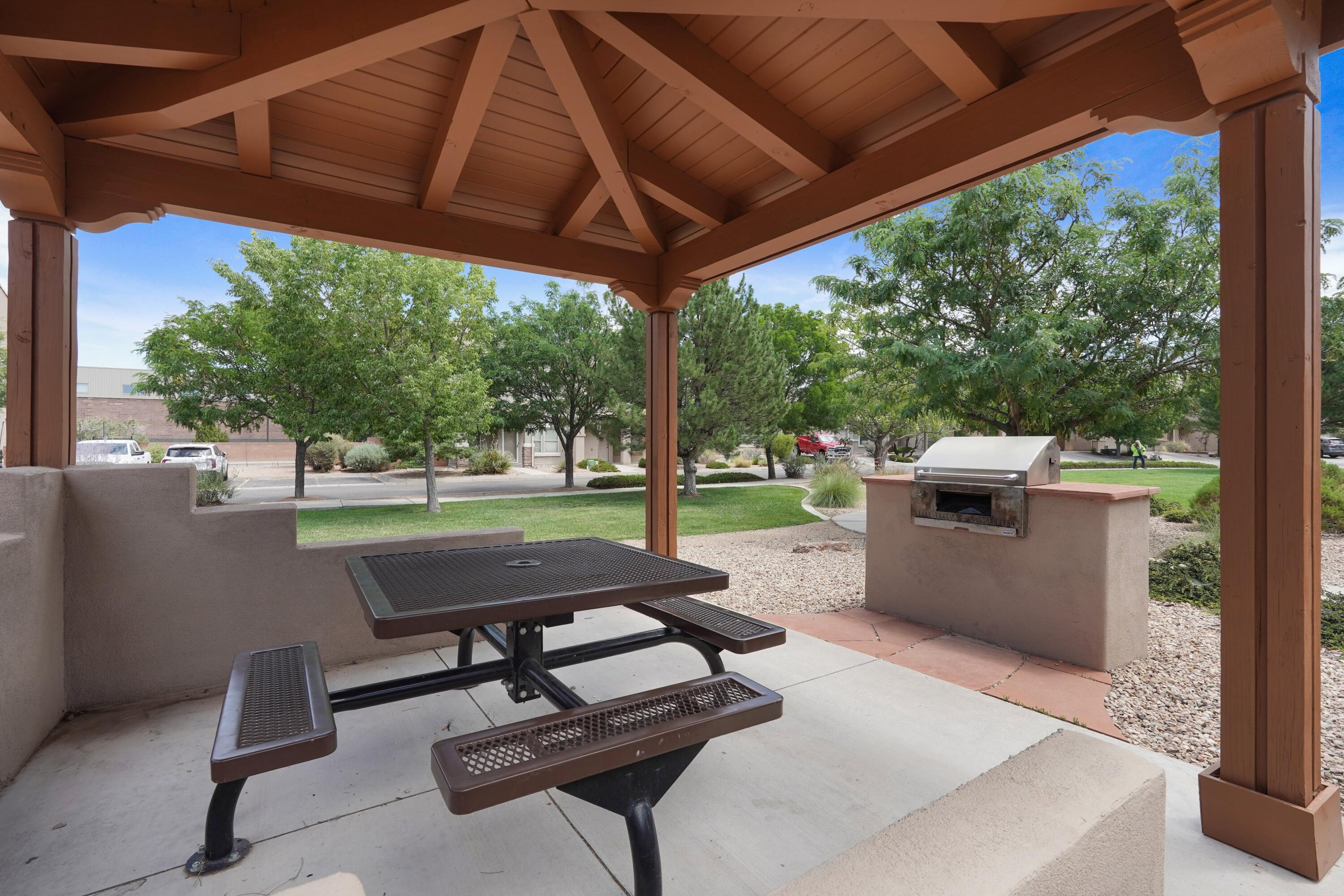 10824 Arguello Trail NE