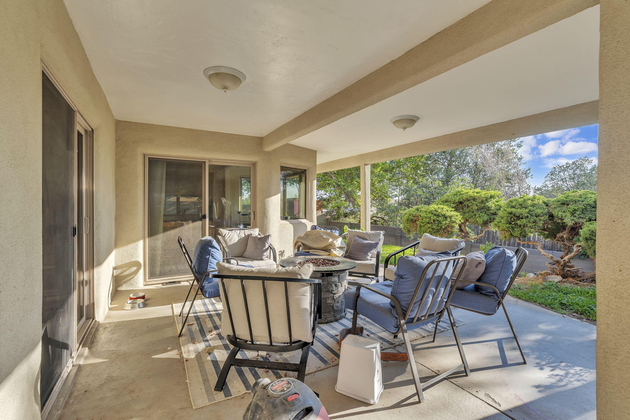 1805 Valdez Drive NE