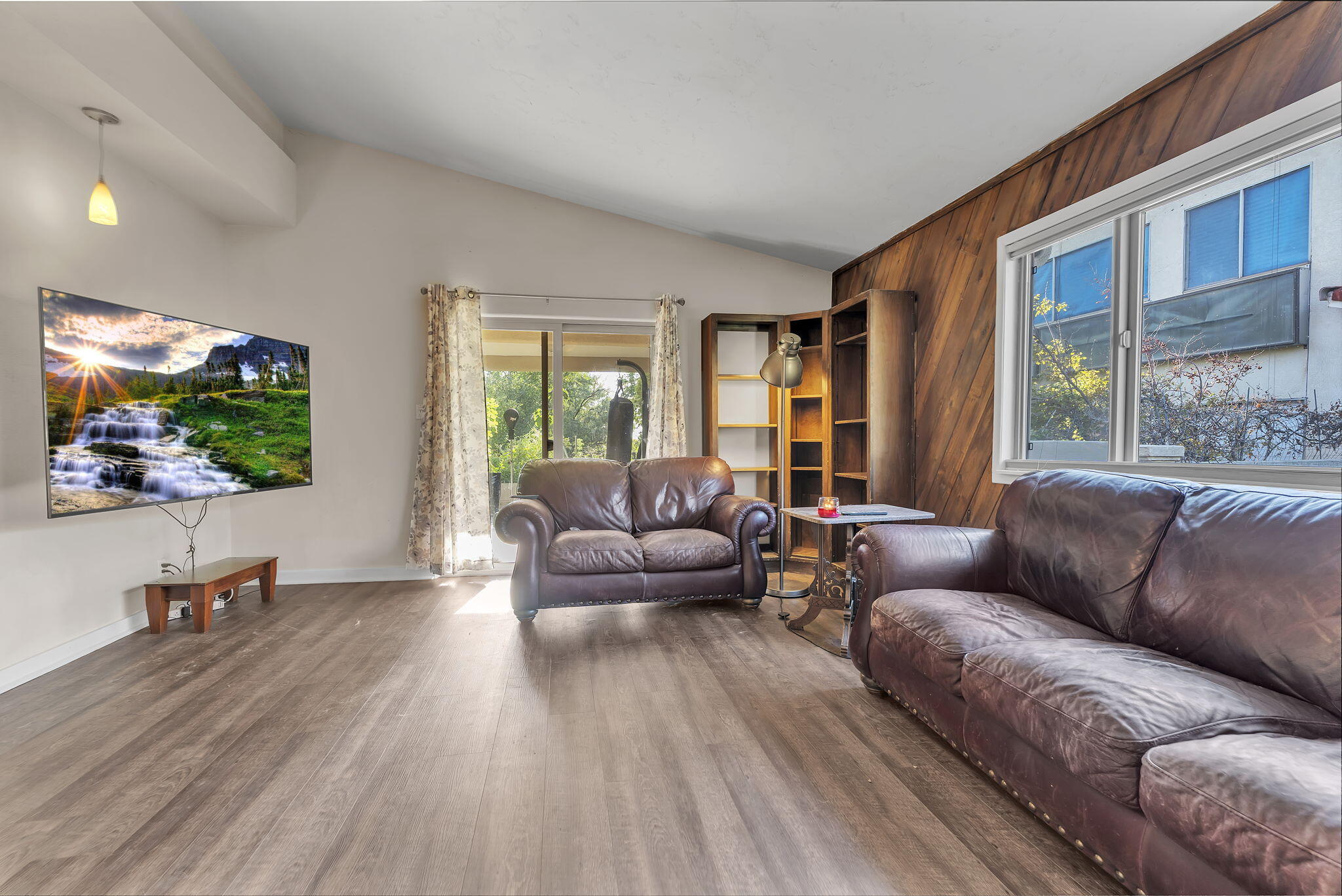 1805 Valdez Drive NE