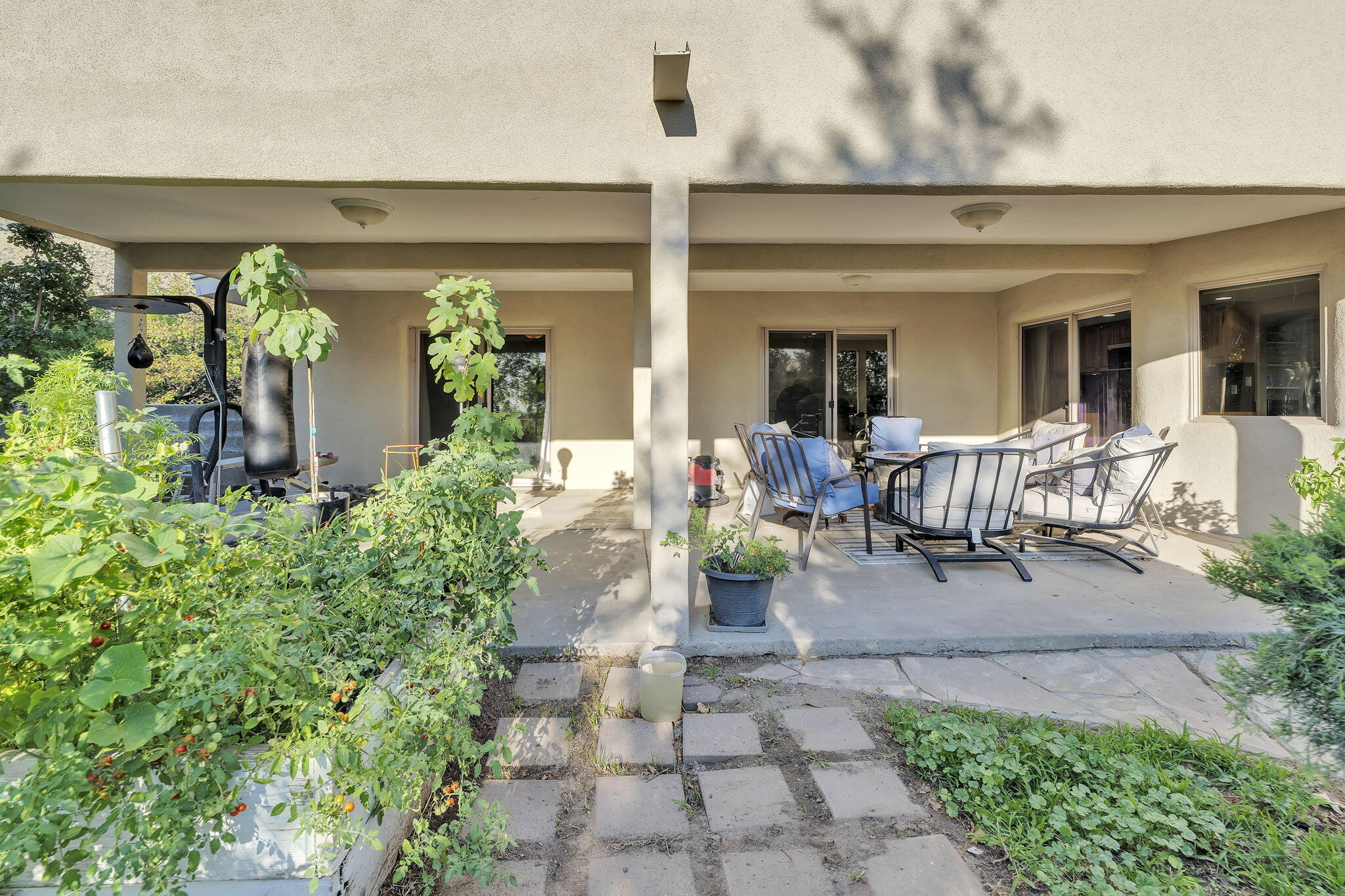 1805 Valdez Drive NE