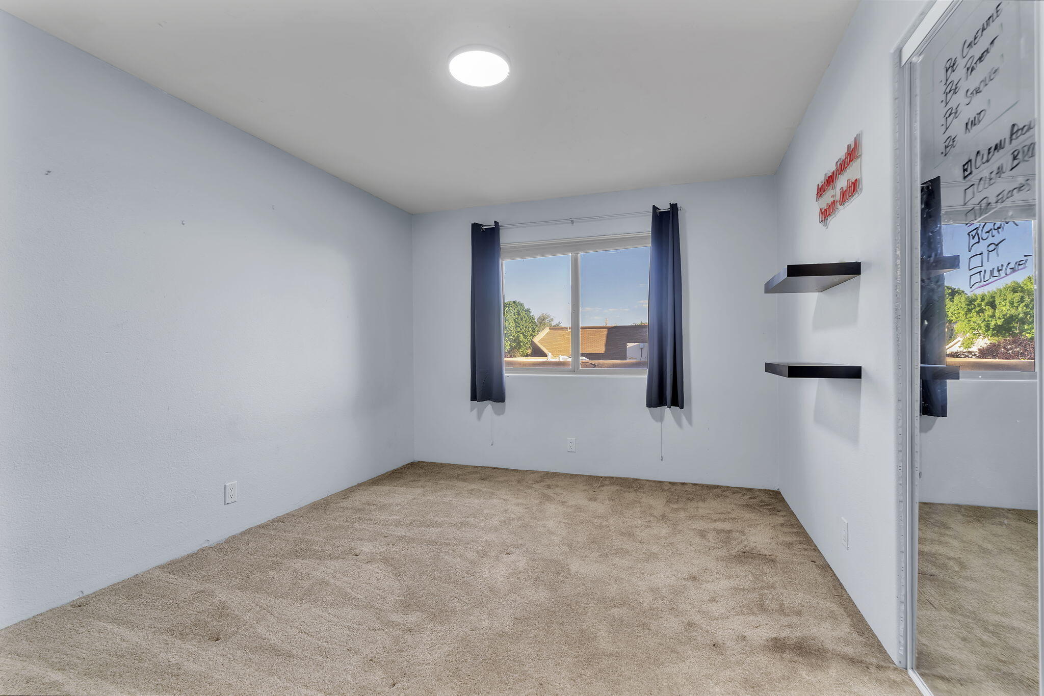 1805 Valdez Drive NE