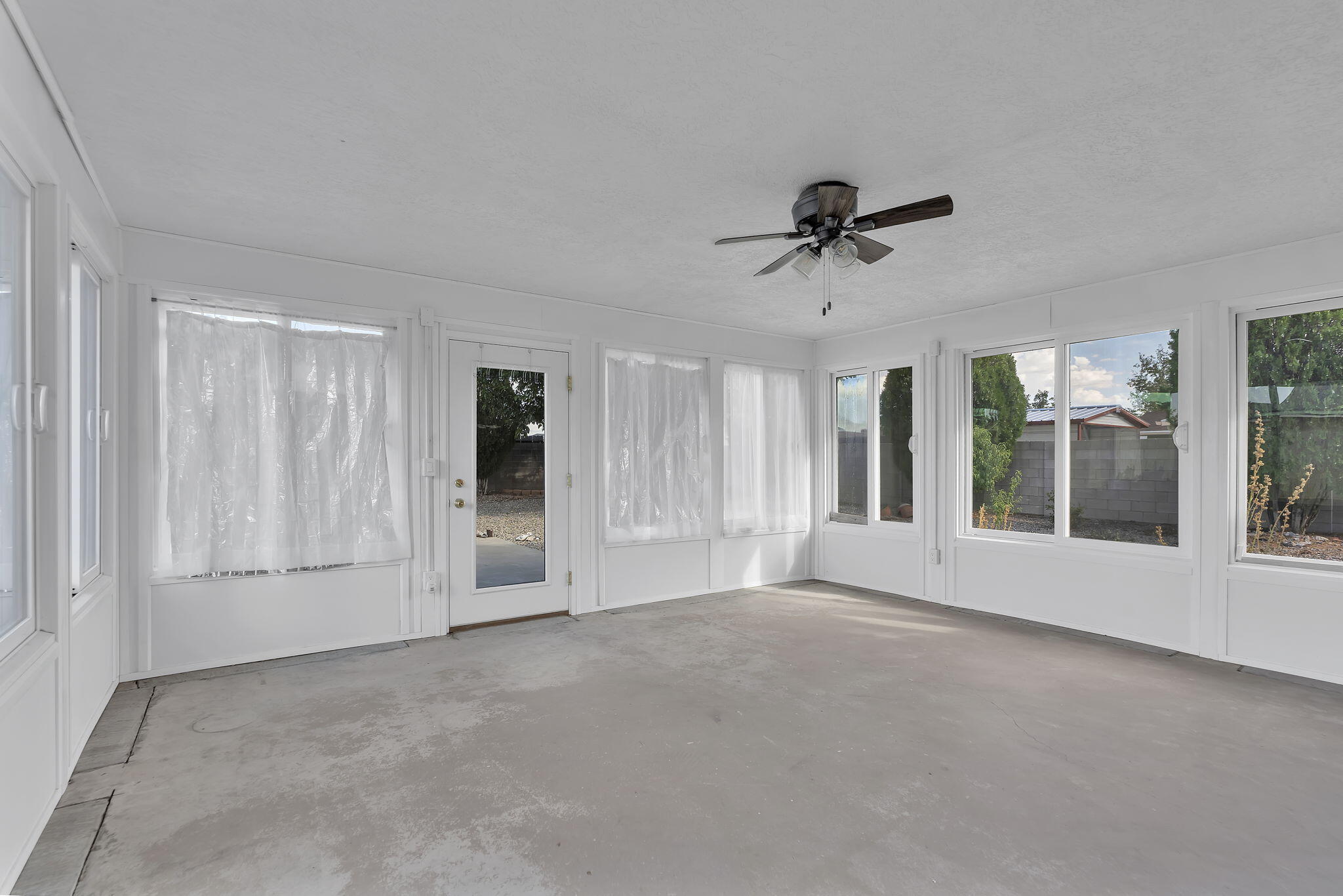 215 Loma Verde Drive