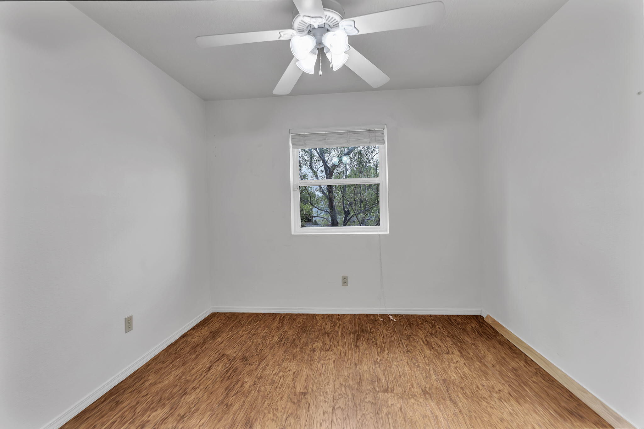 215 Loma Verde Drive