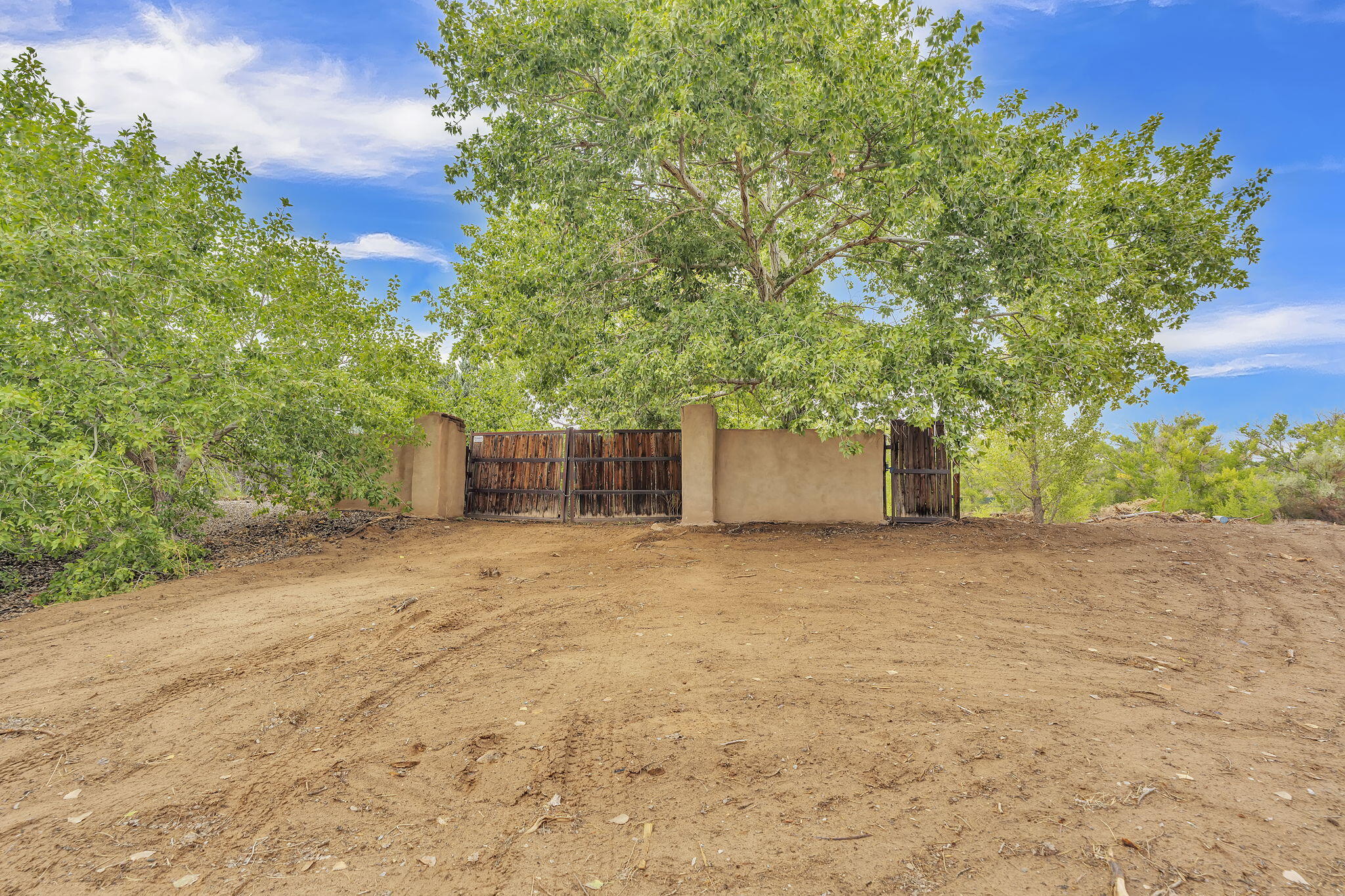1581 Sichler Road