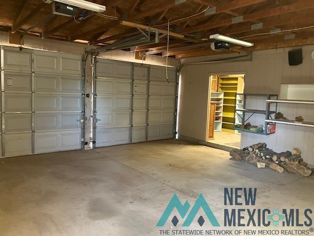 4 Romeroville Frontage Road Road