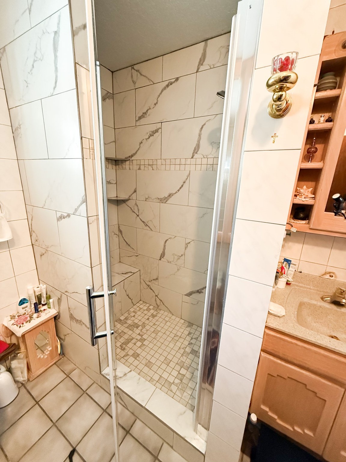 932 East Pueblo Drive