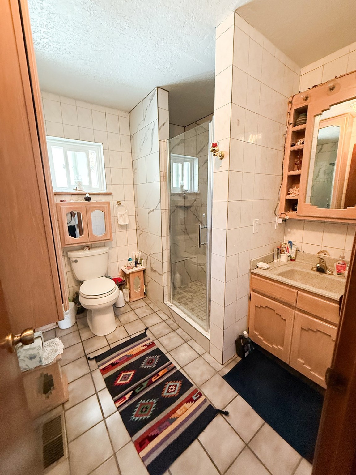 932 East Pueblo Drive