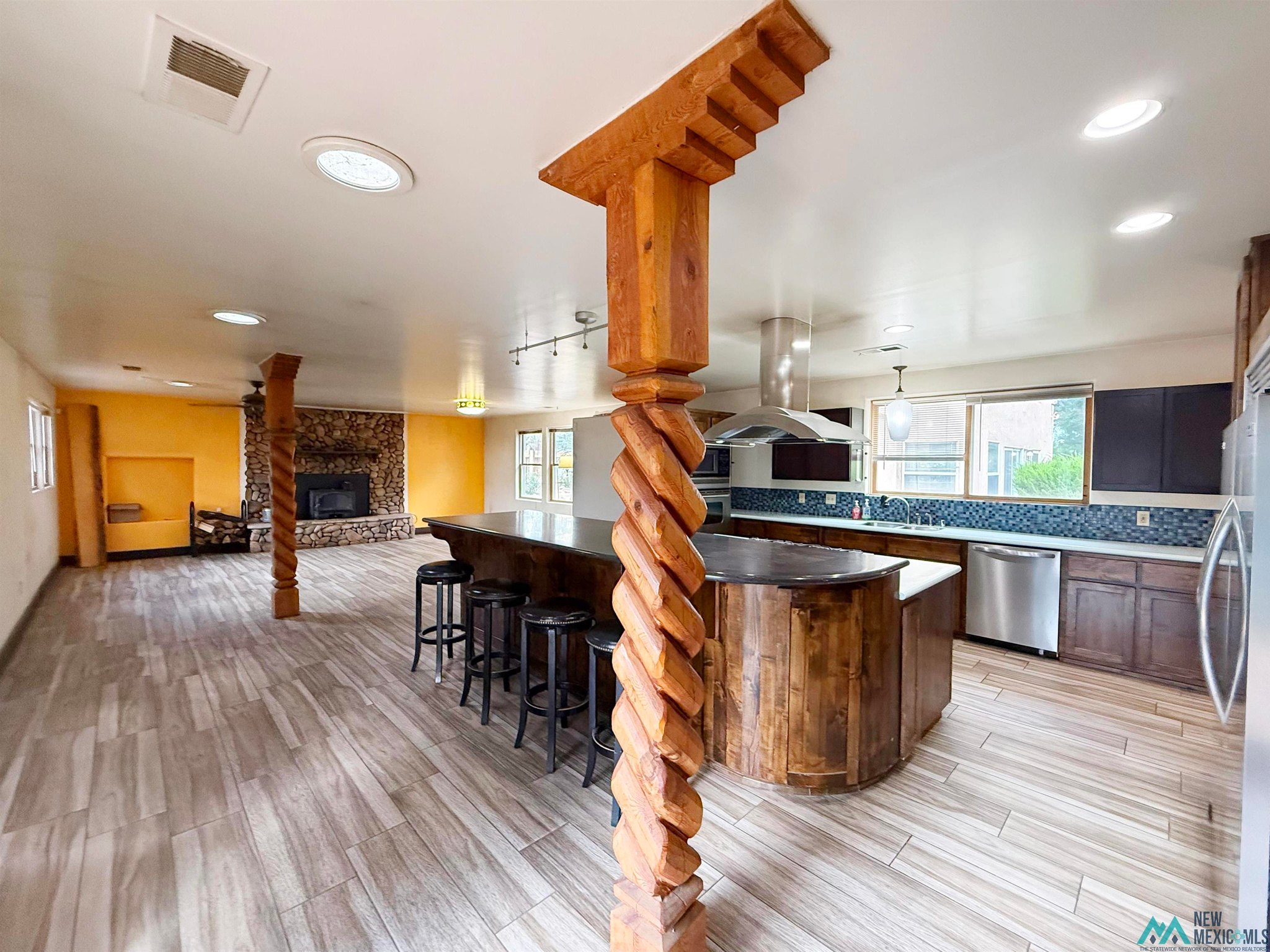 139 River Road