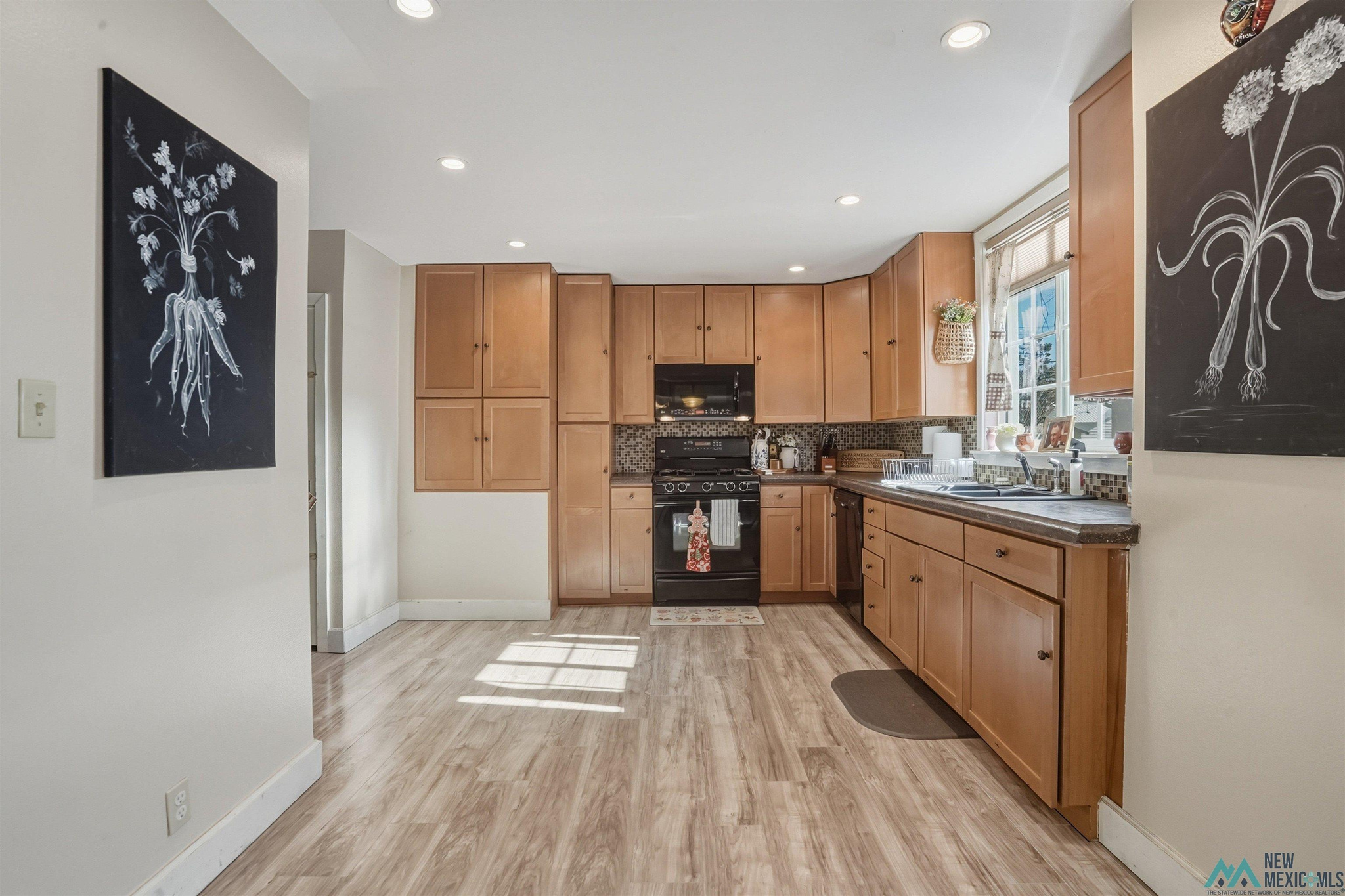 1220 6th Street