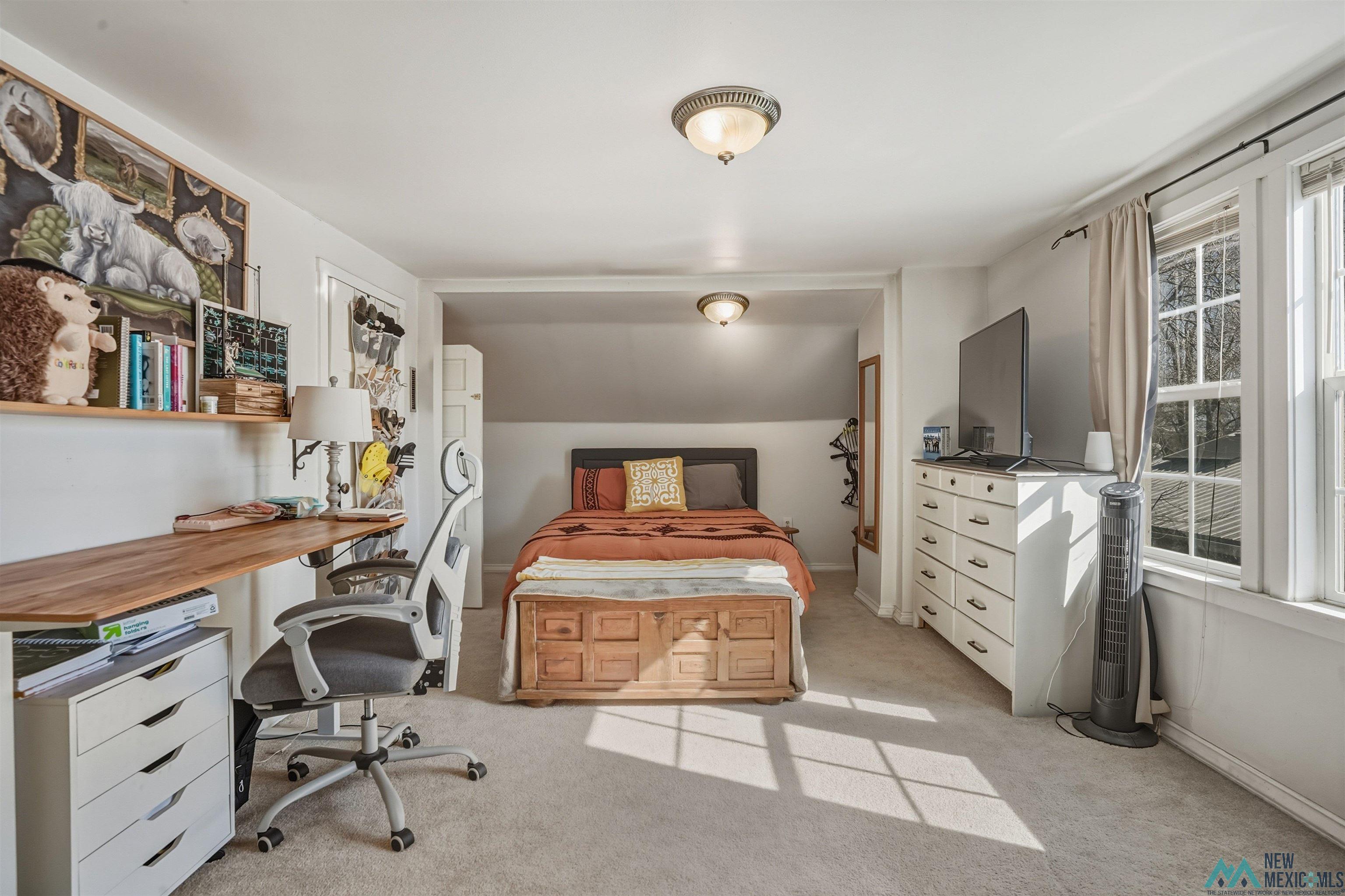 1220 6th Street