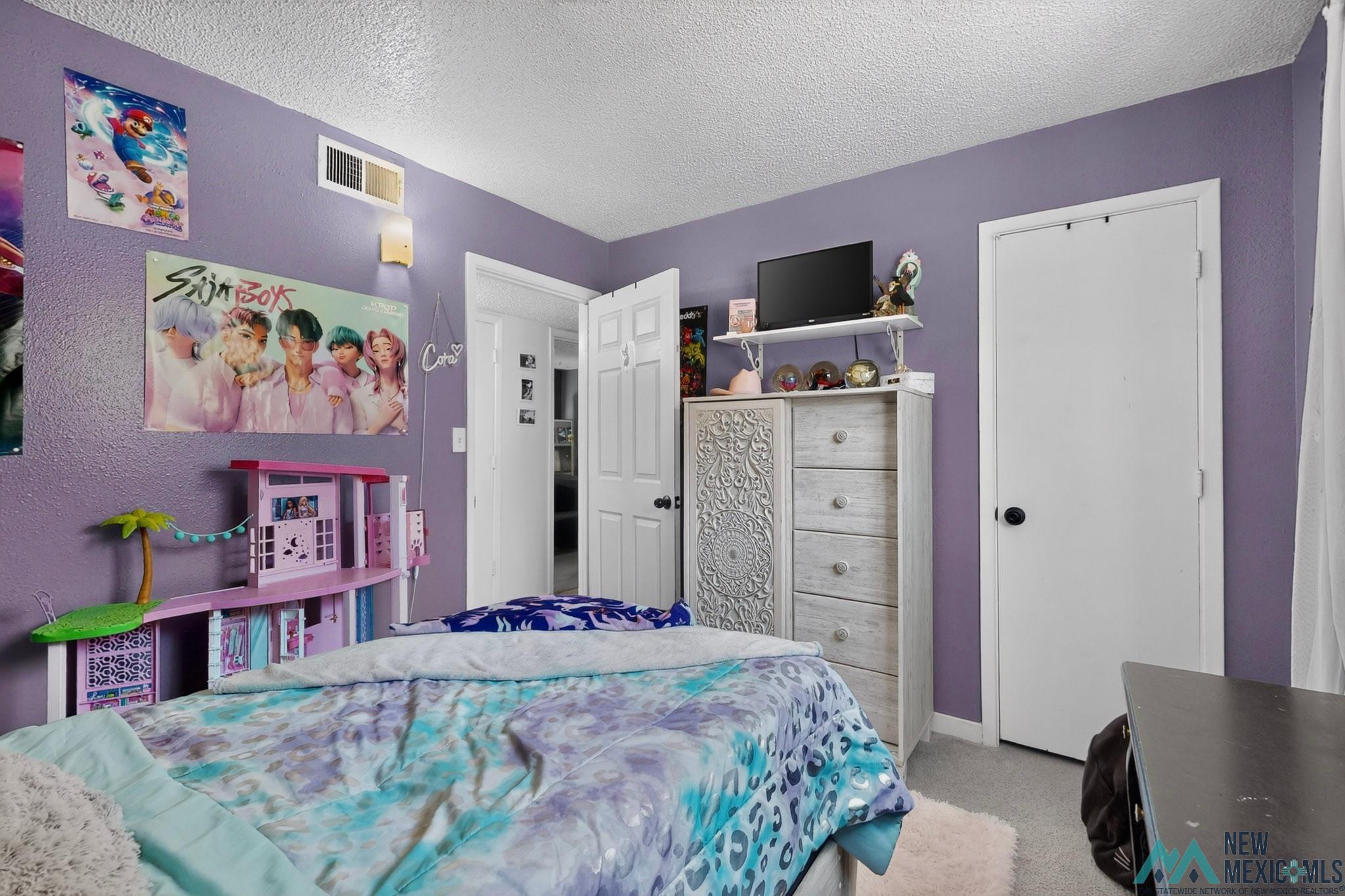 2324 Calle Bonita Corner