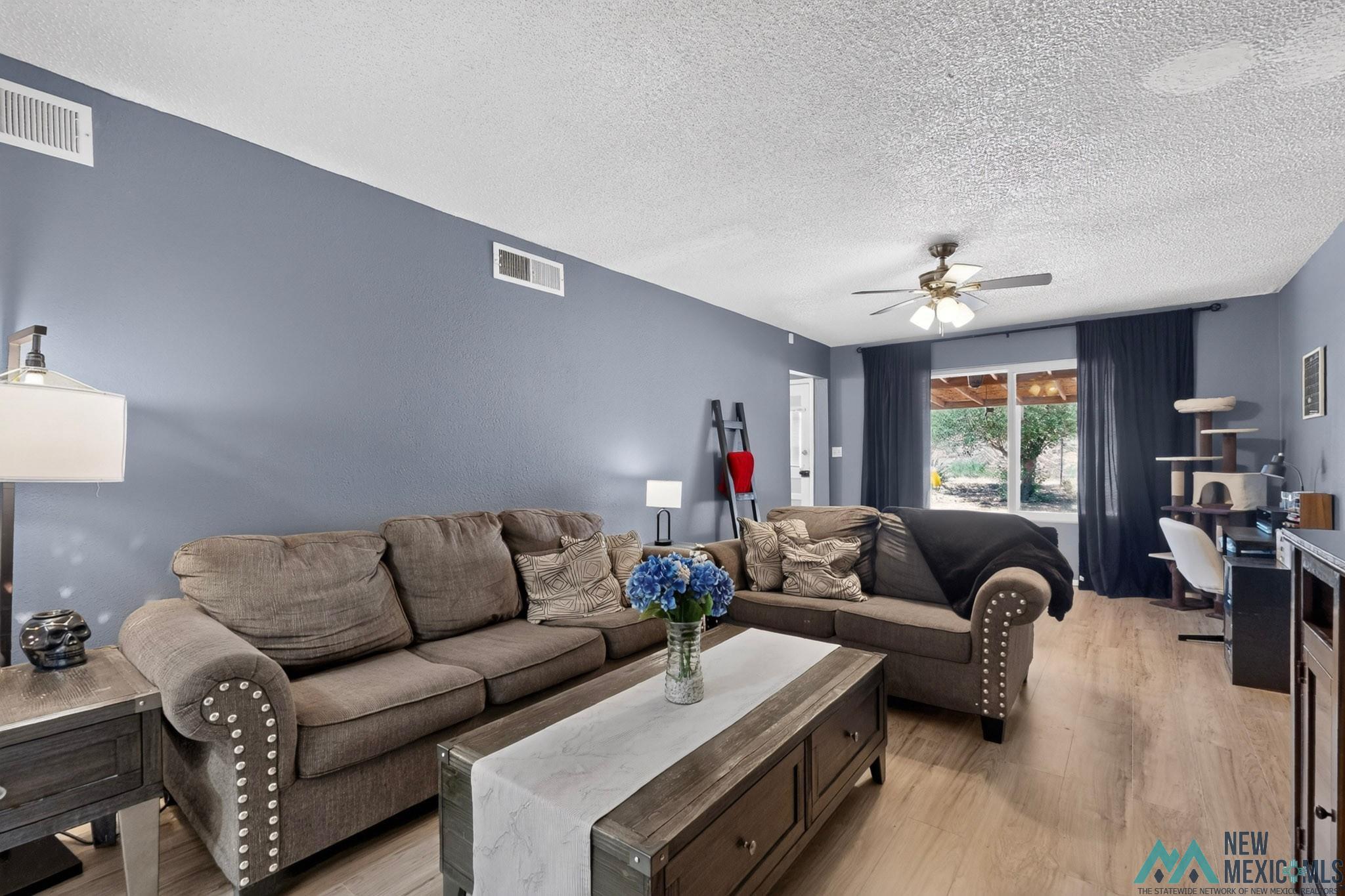 2324 Calle Bonita Corner