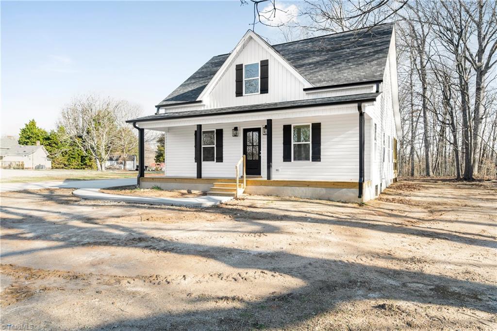 987 Walkertown Guthrie Road