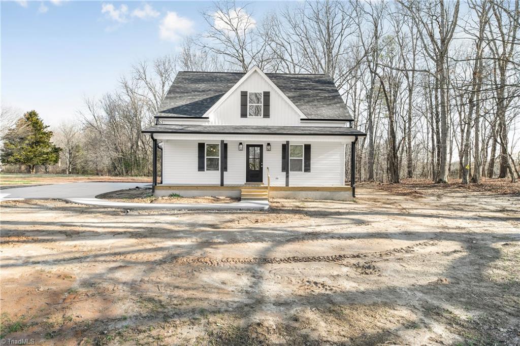 987 Walkertown Guthrie Road