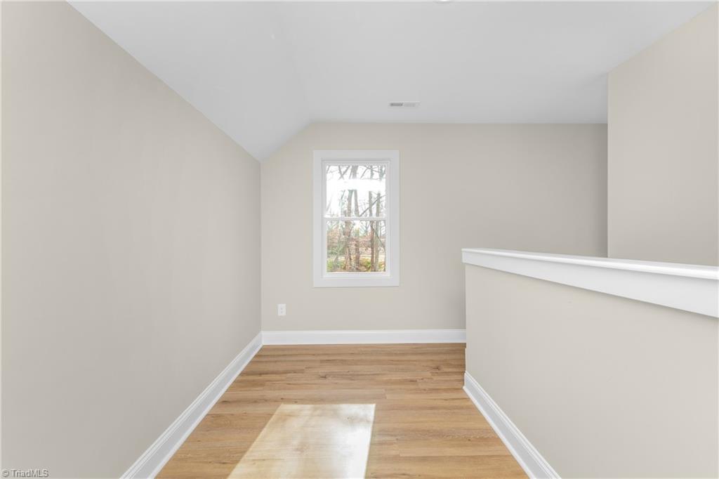 987 Walkertown Guthrie Road