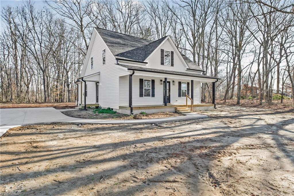 987 Walkertown Guthrie Road