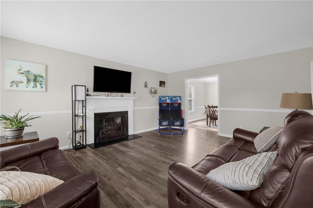 5222 Shaddowfax Drive
