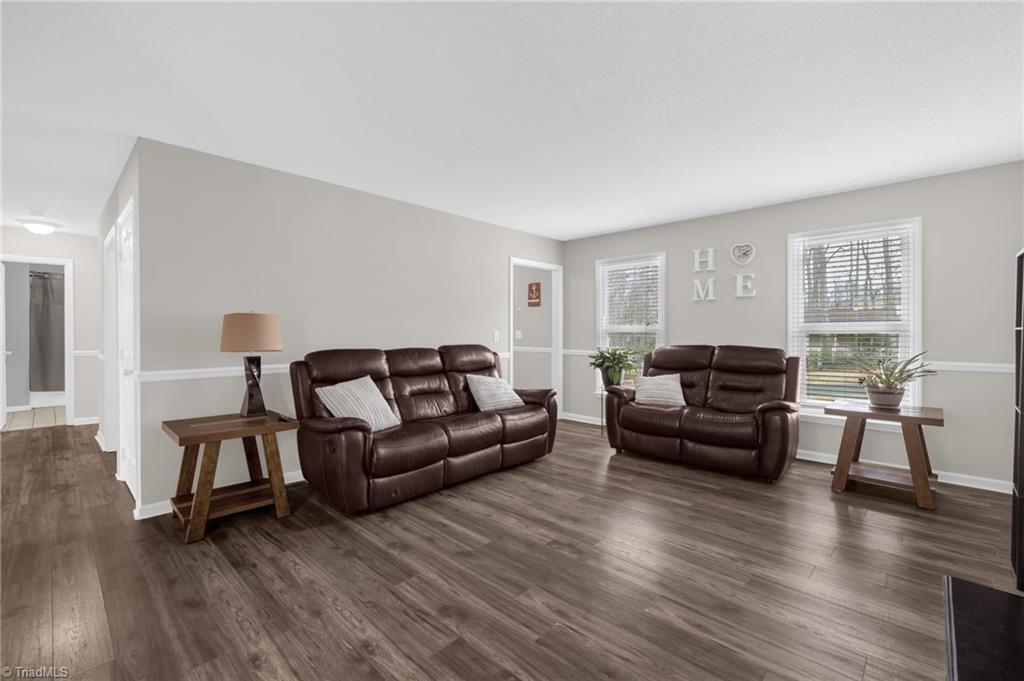 5222 Shaddowfax Drive