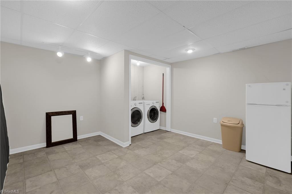 5222 Shaddowfax Drive