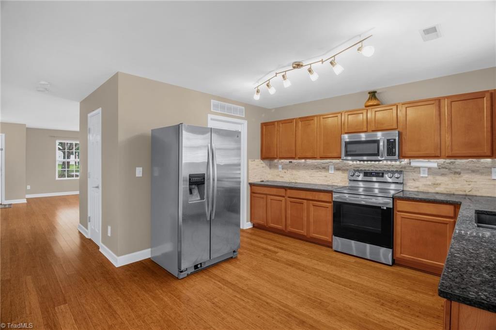 4461 Westhill Place
