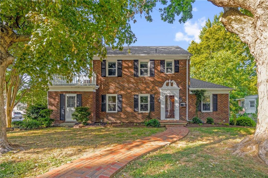 401 Worth Street
