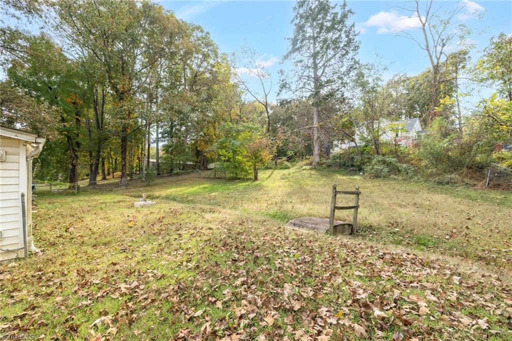 542 Hopkins Road