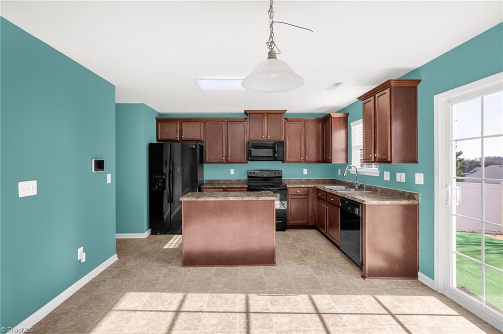 1804 Pine Cove Court, Winston-Salem