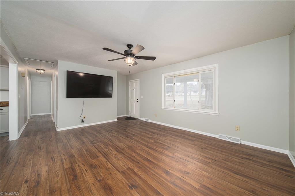 4330 Glenford Drive, Winston-Salem